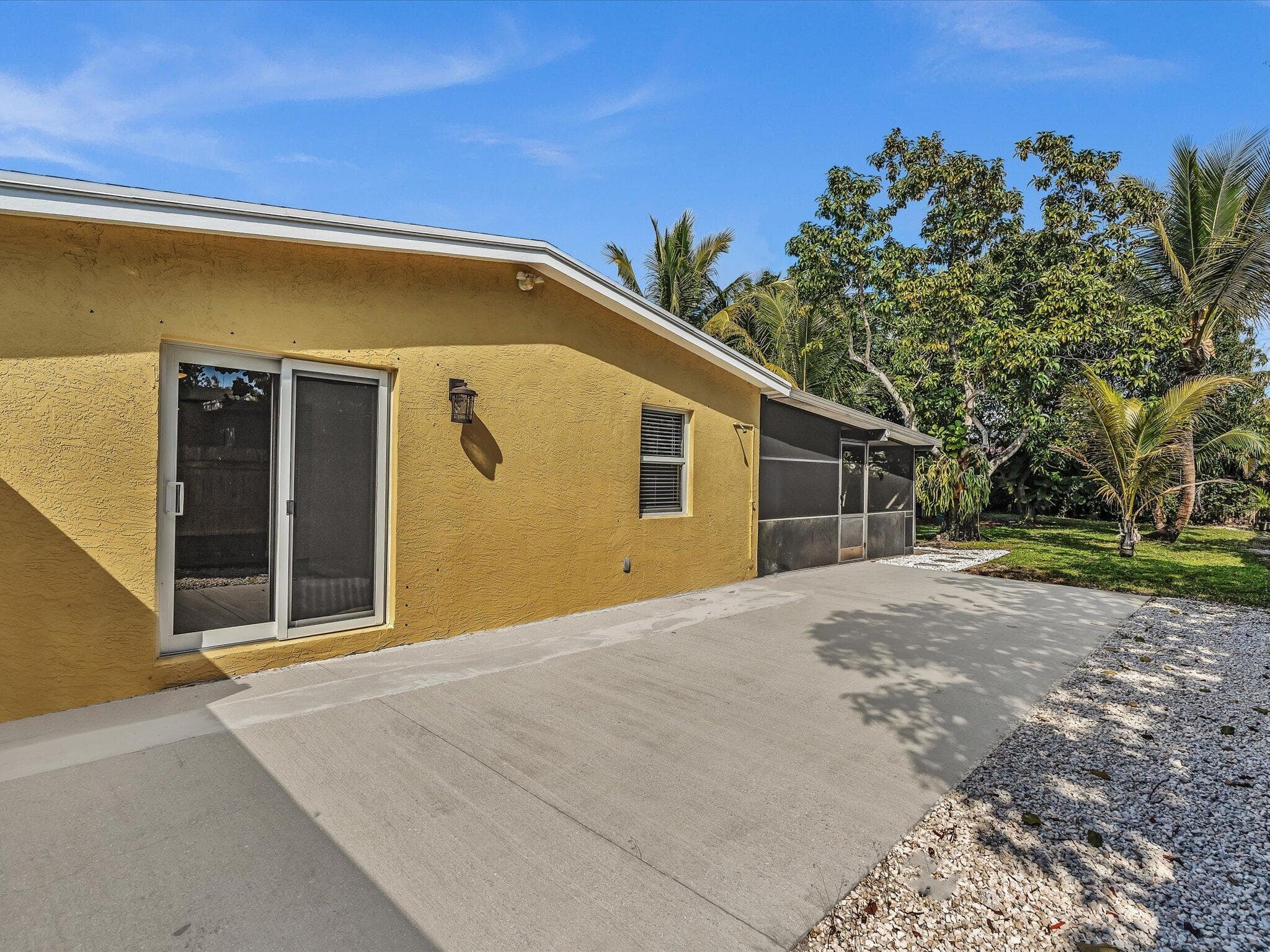607 W Perry Street, Lantana, FL 33462 47