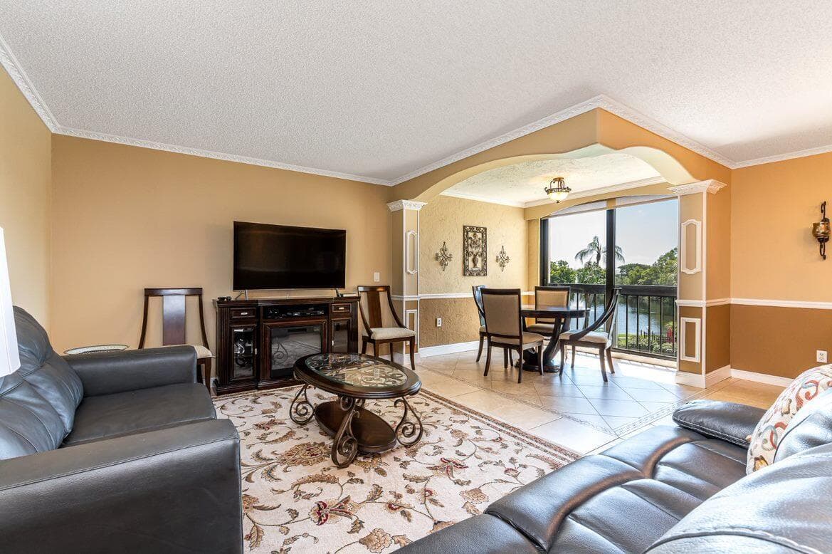 1915 Lavers Circle E309, Delray Beach, FL 33444 5
