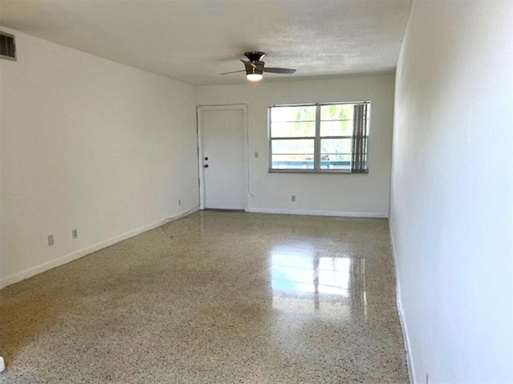 270 NE 40th Street NE 26, Oakland Park, FL 33334 6