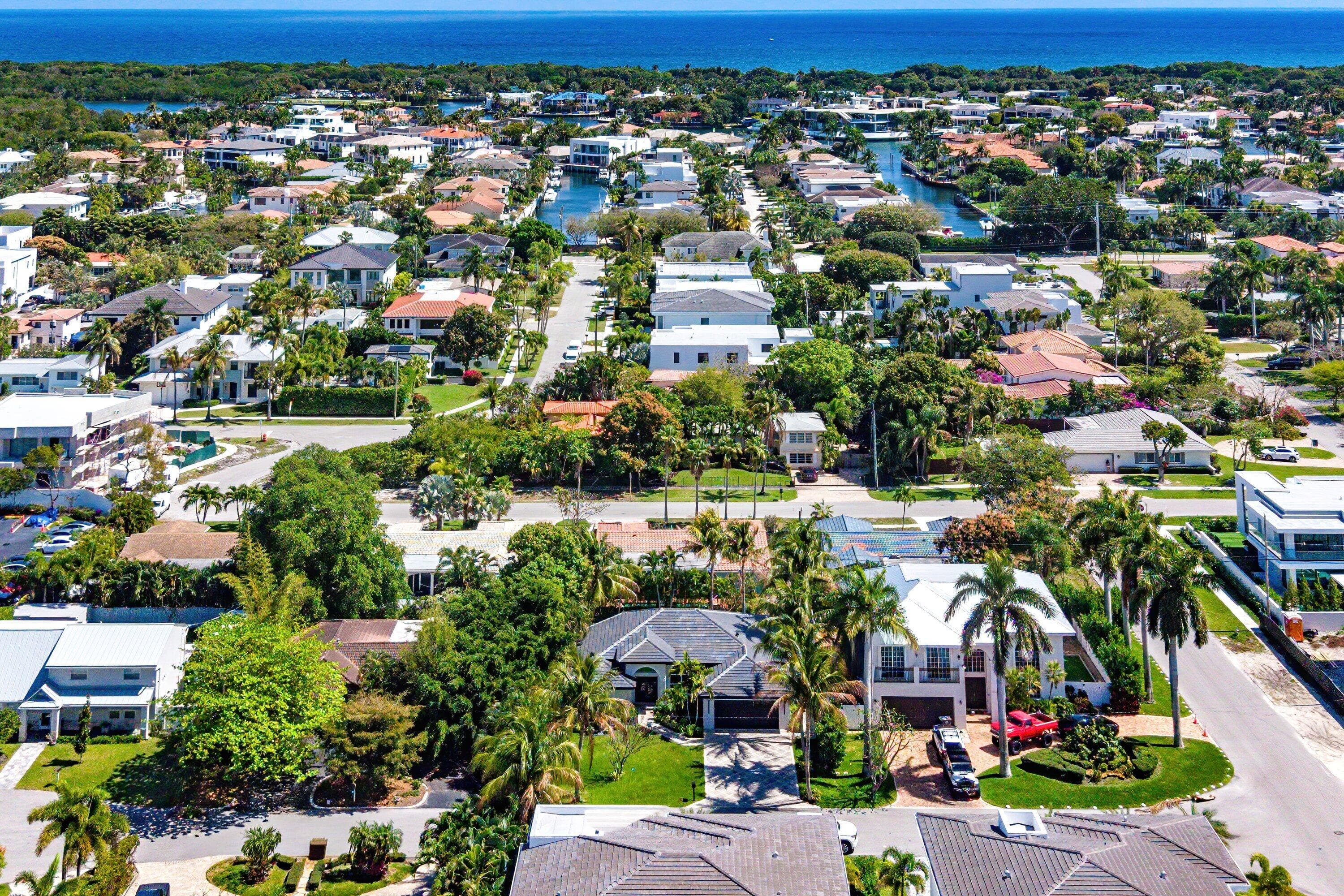 1132 NE 3rd Avenue, Boca Raton, FL 33432 35