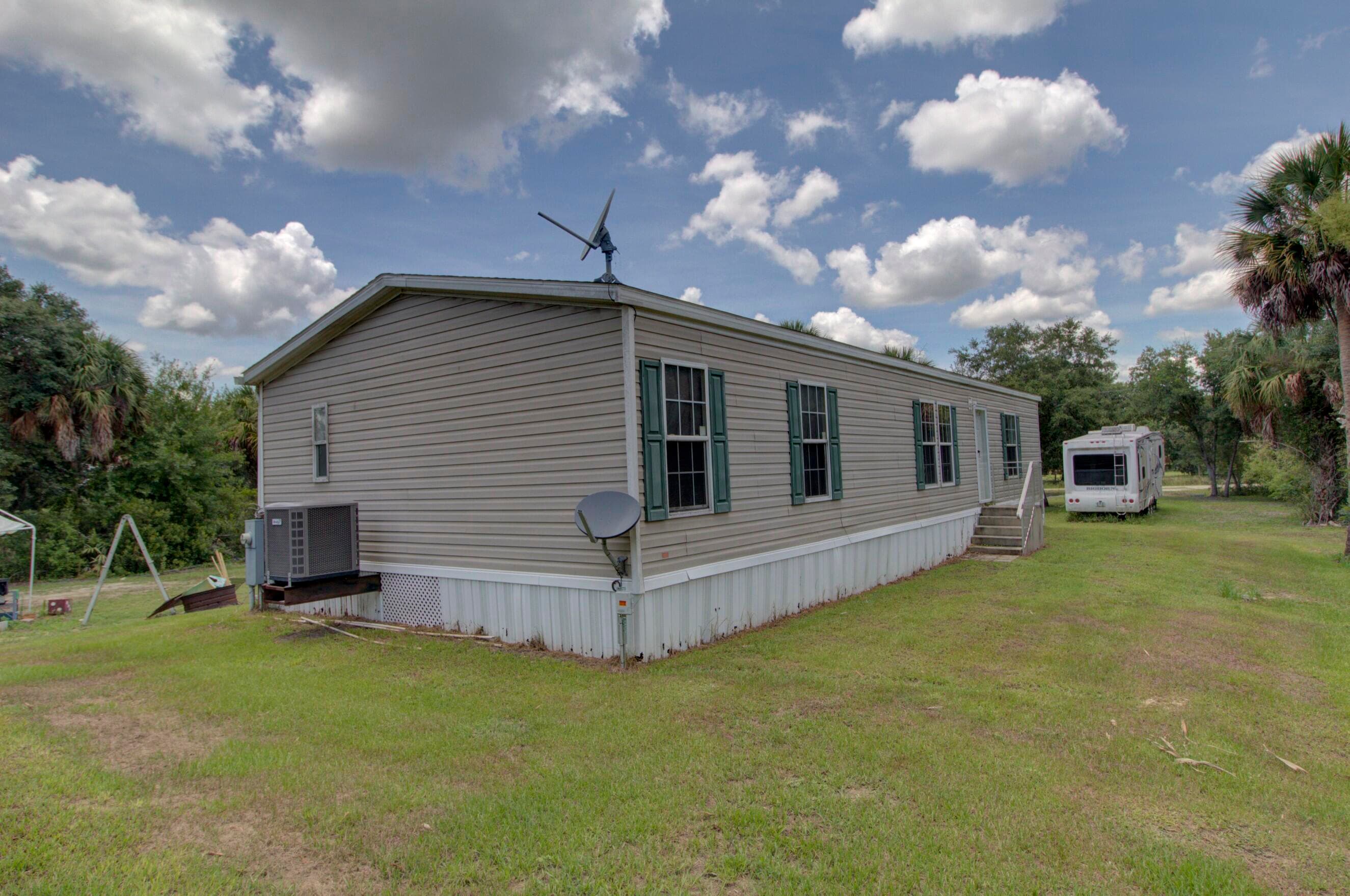 19212 NW 280th Street, Okeechobee, FL 34972 3