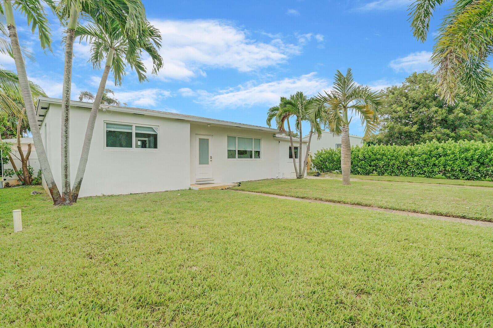 340 Summa Street, West Palm Beach, FL 33405 6