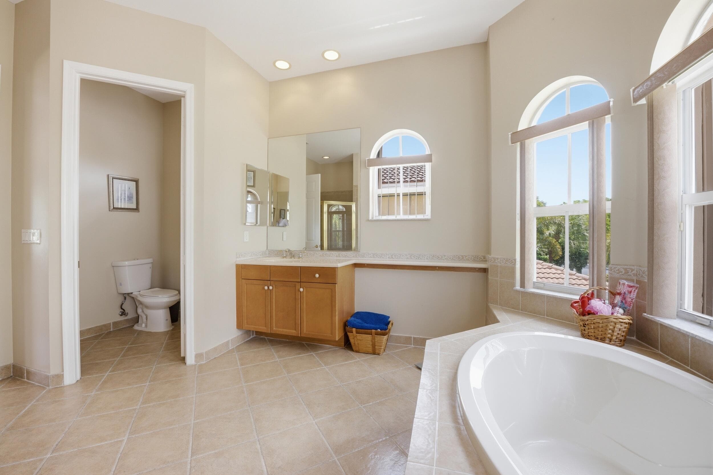 16918 SW 16th Street, Pembroke Pines, FL 33027 67