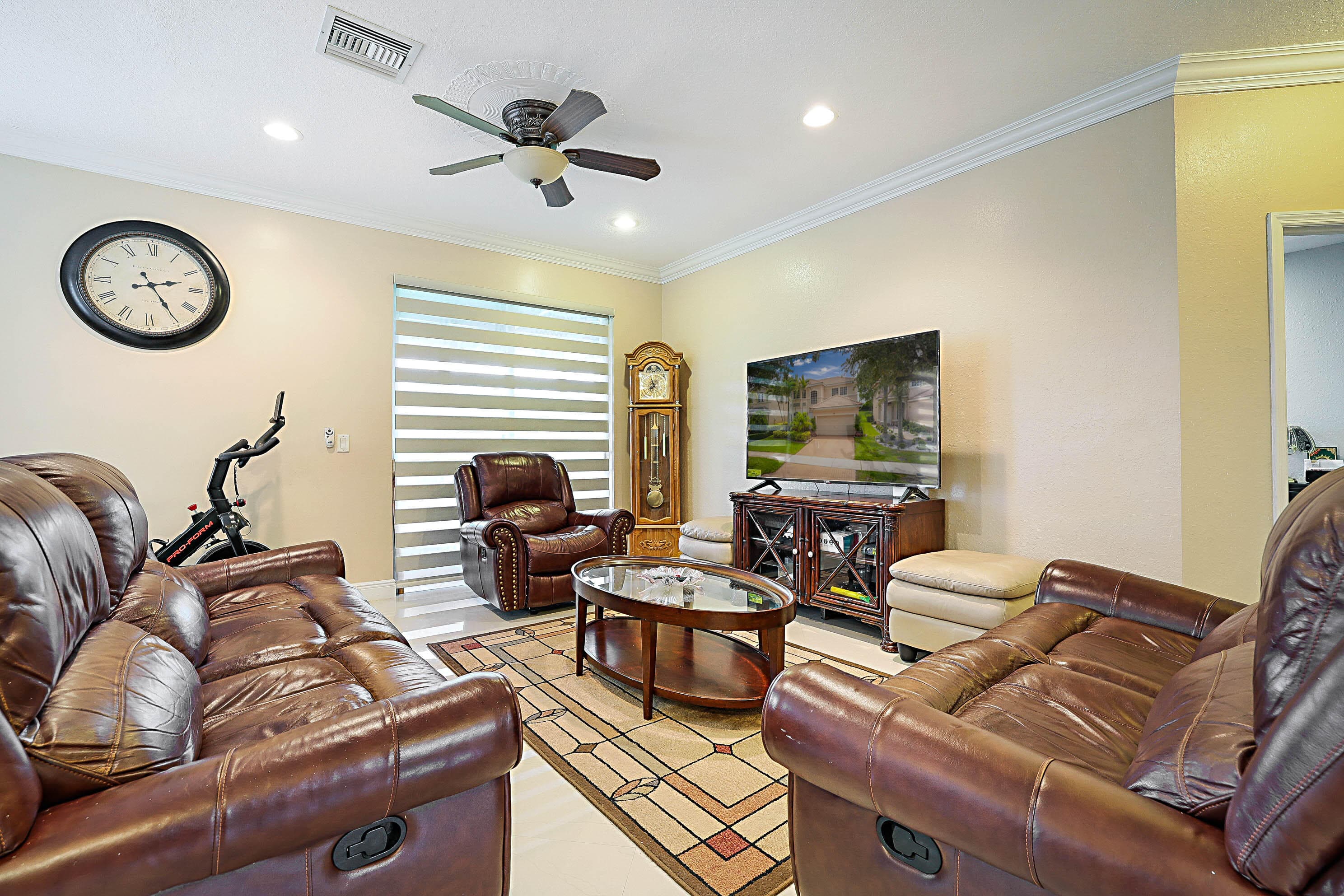 6401 SW 195th Avenue, Fort Lauderdale, FL 33332 9