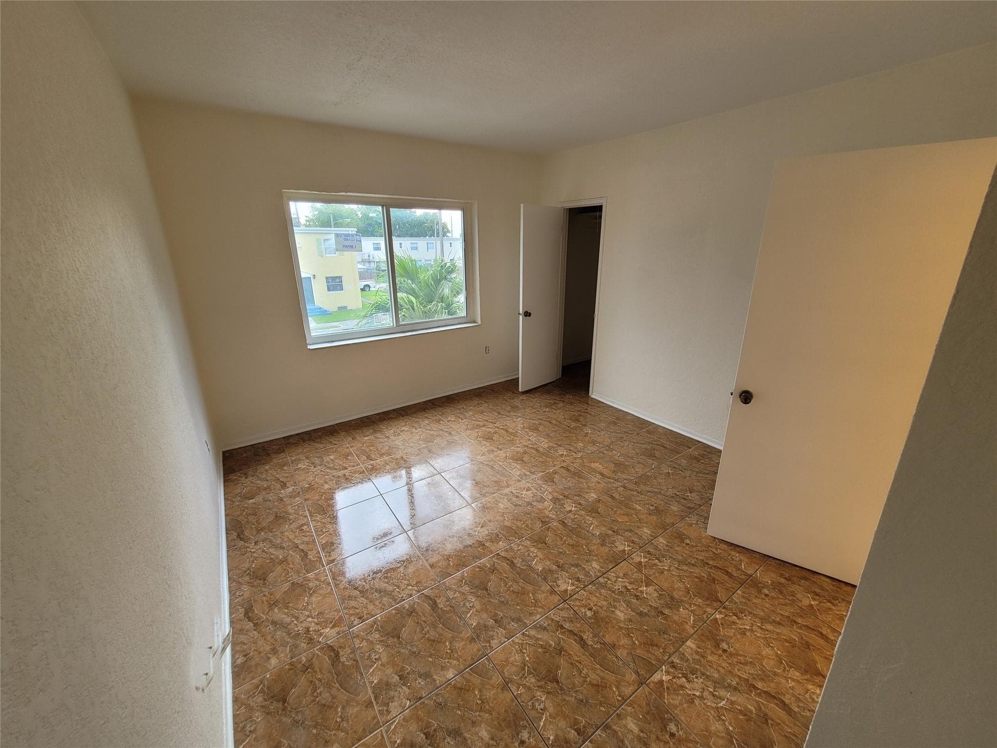 8451 NW 4th Avenue 8451, Miami, FL 33150 13