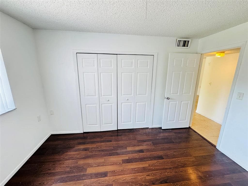 1068 N Benoist Farms Road 302, West Palm Beach, FL 33411 4