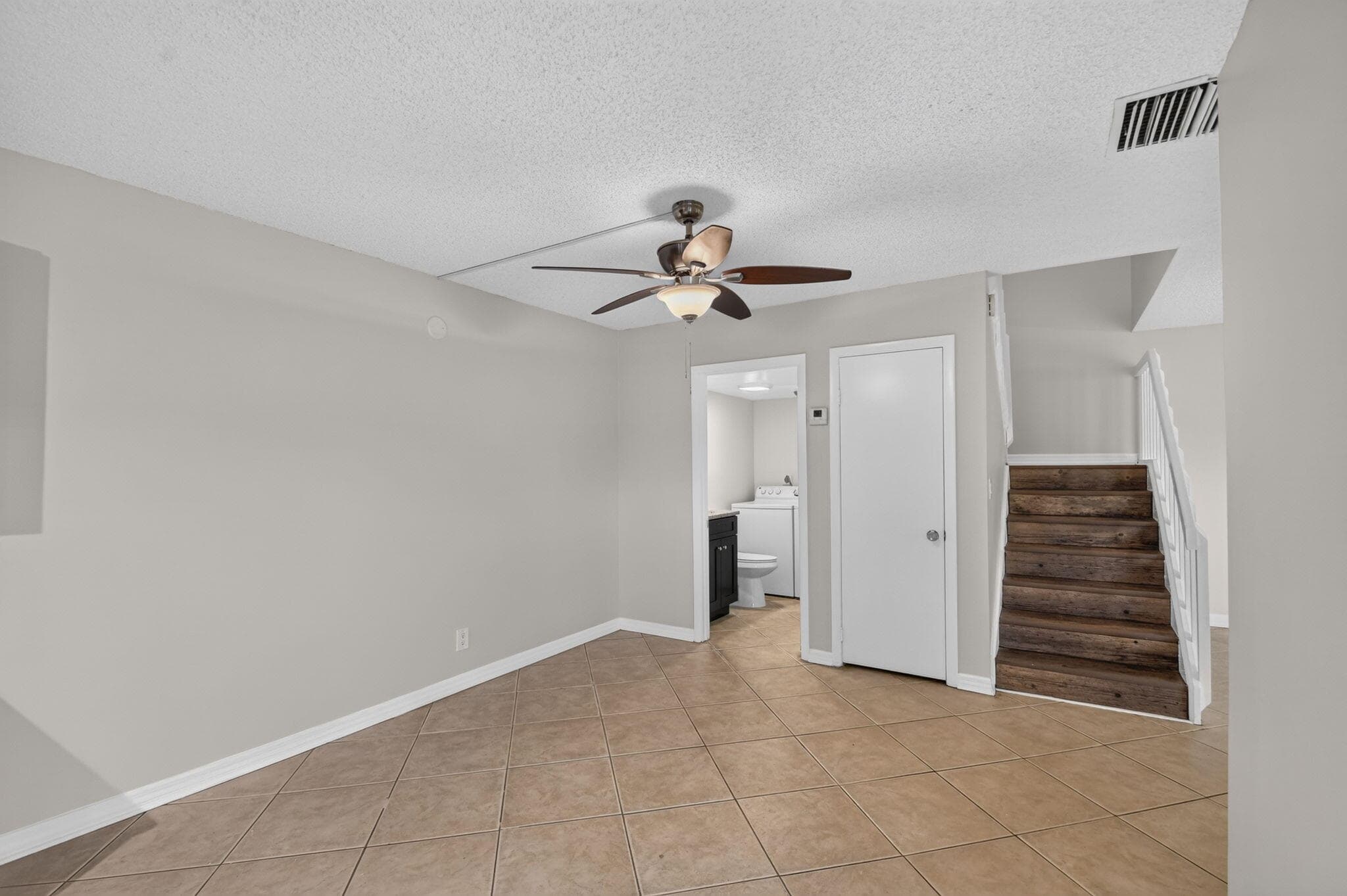 744 Springdale Circle, Palm Springs, FL 33461 11