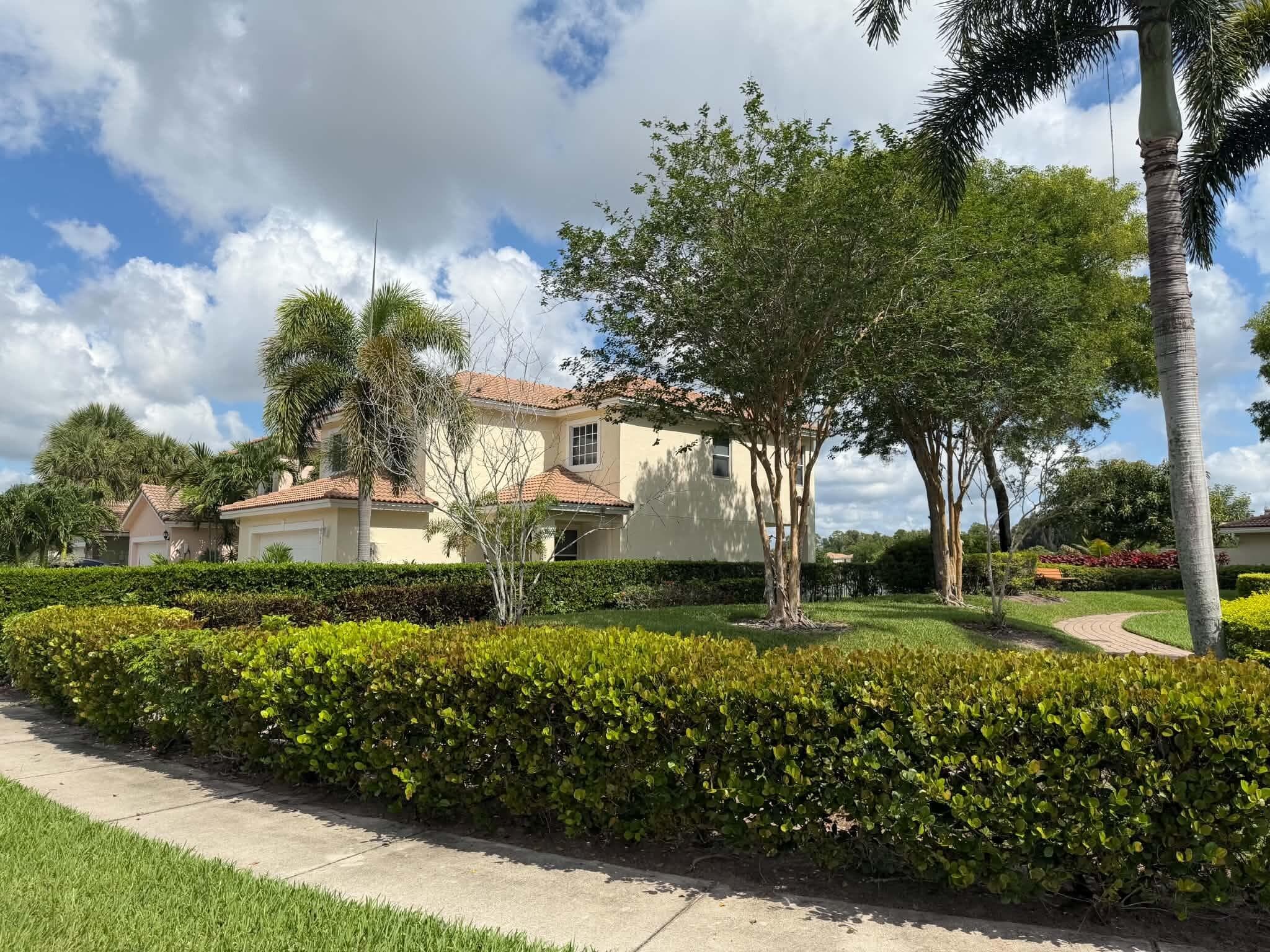 6355 Adriatic Way, West Palm Beach, FL 33413 5