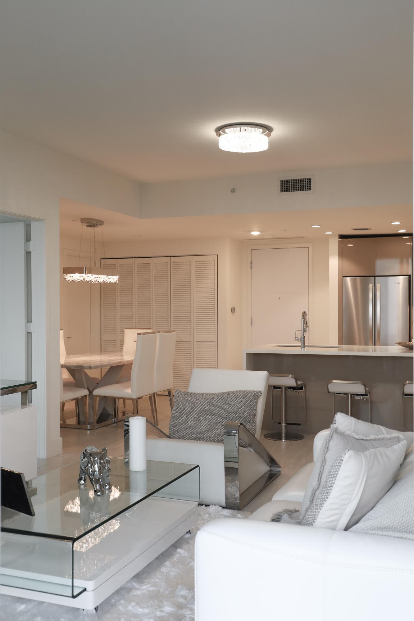 2000 Metropica Way 811, Sunrise, FL 33323 6