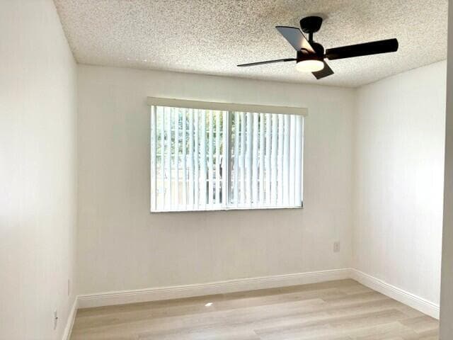 100 Crestwood Court N 108, Royal Palm Beach, FL 33411 30