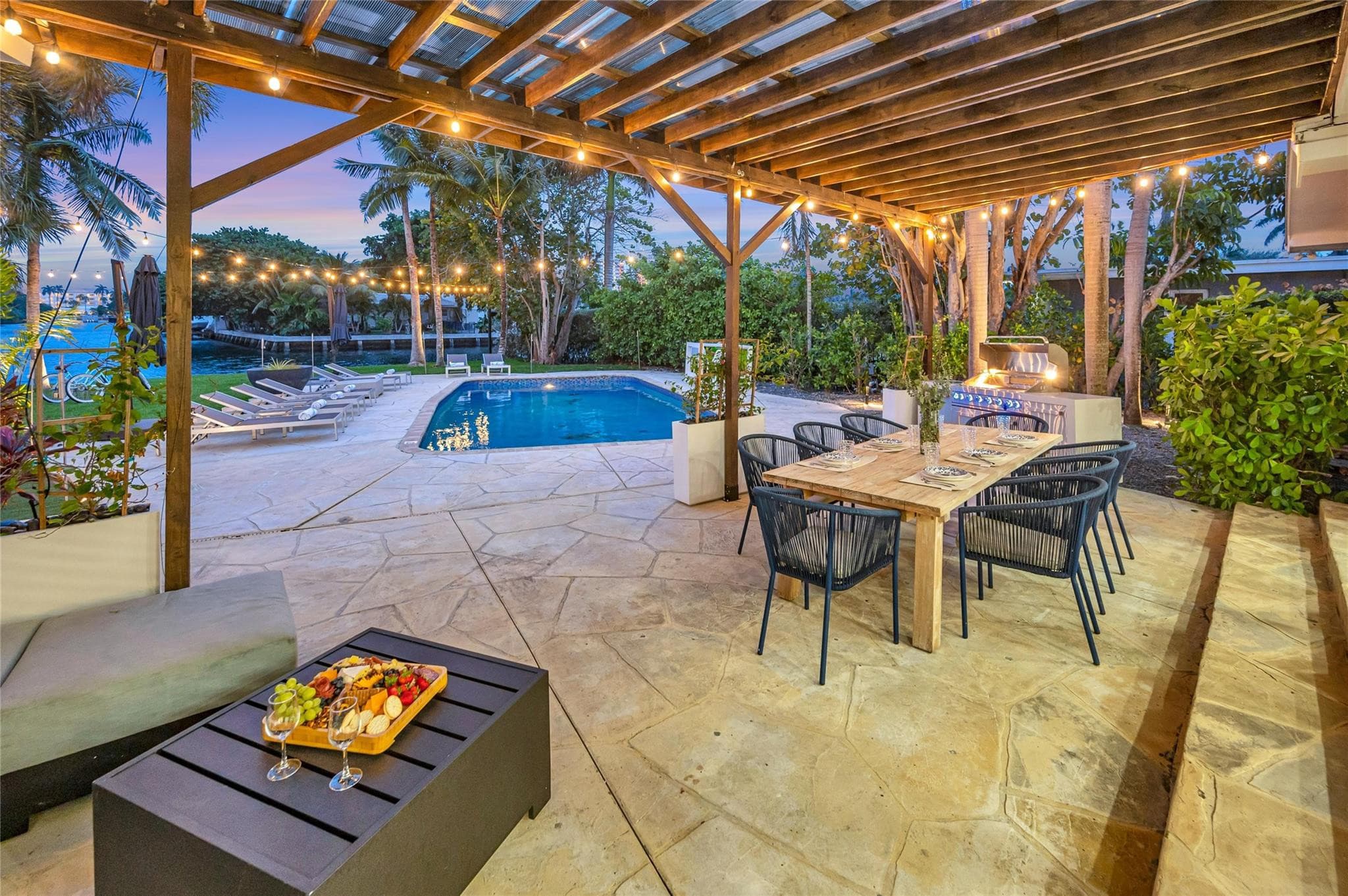 1700 Marietta Drive, Fort Lauderdale, FL 33316 33