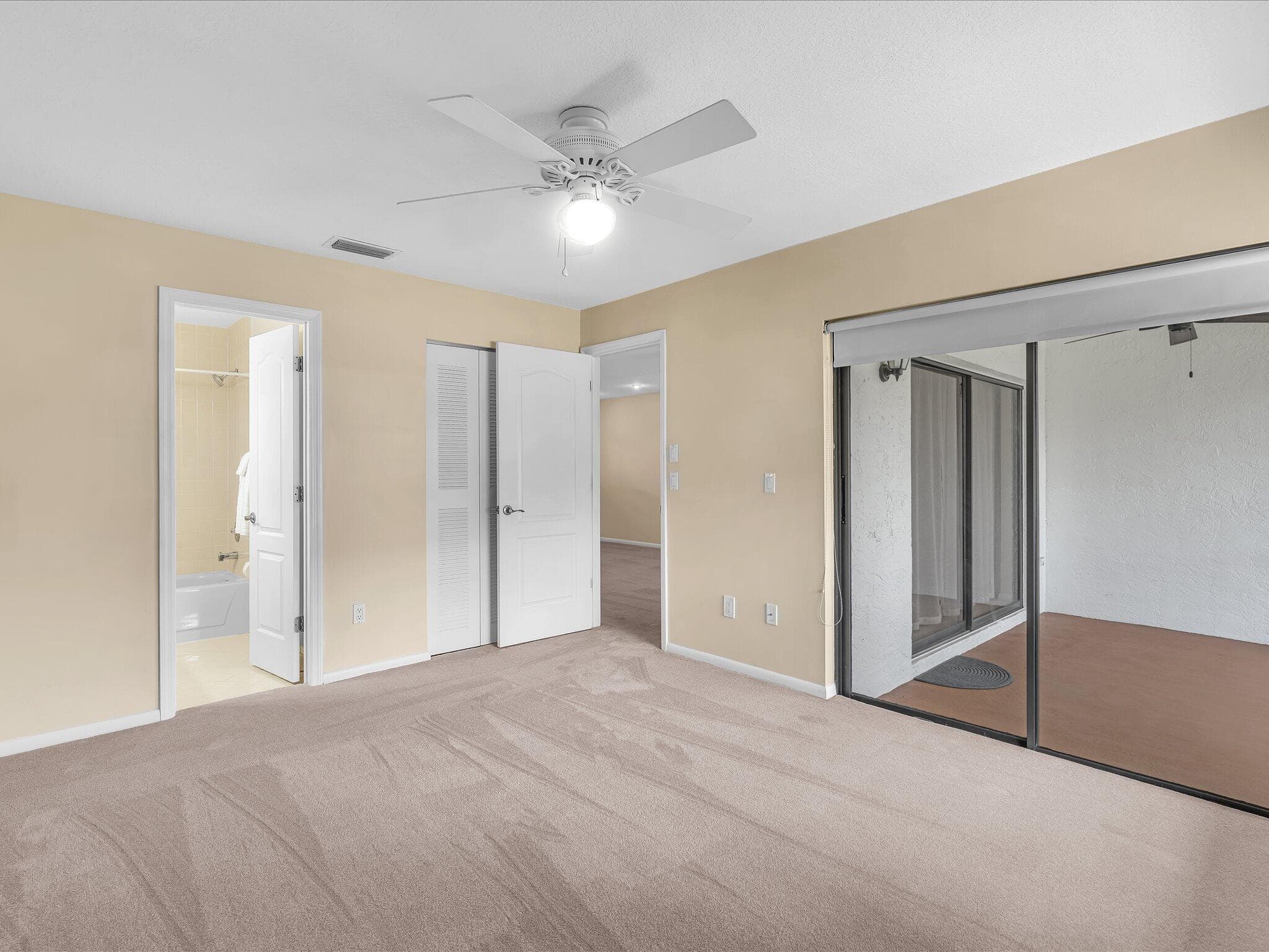 299 NW 36th Avenue, Deerfield Beach, FL 33442 24