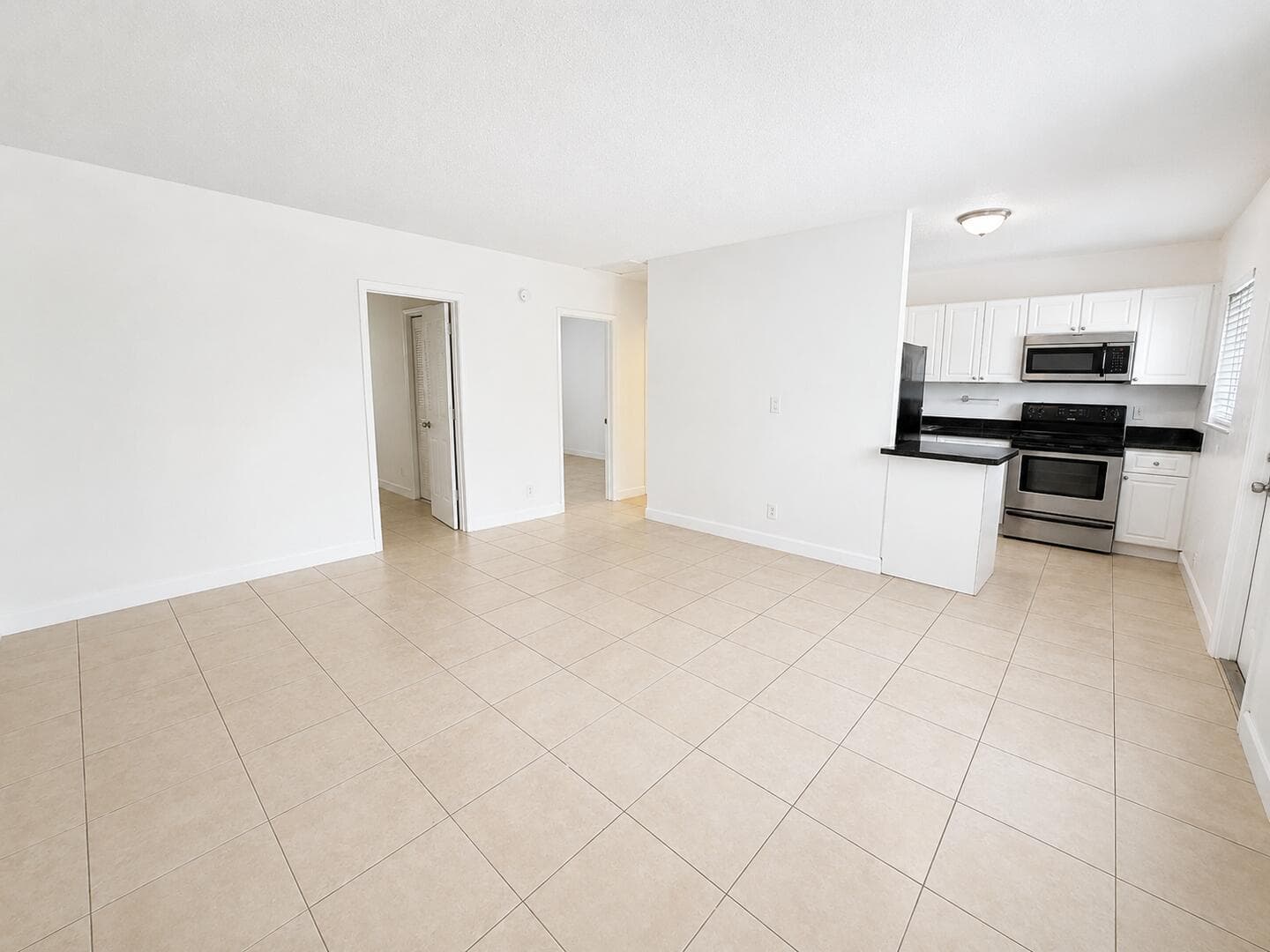 701 SW 14th Avenue 7, Fort Lauderdale, FL 33312 5