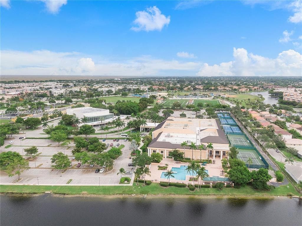9342 S Belfort Circle 214, Tamarac, FL 33321 36