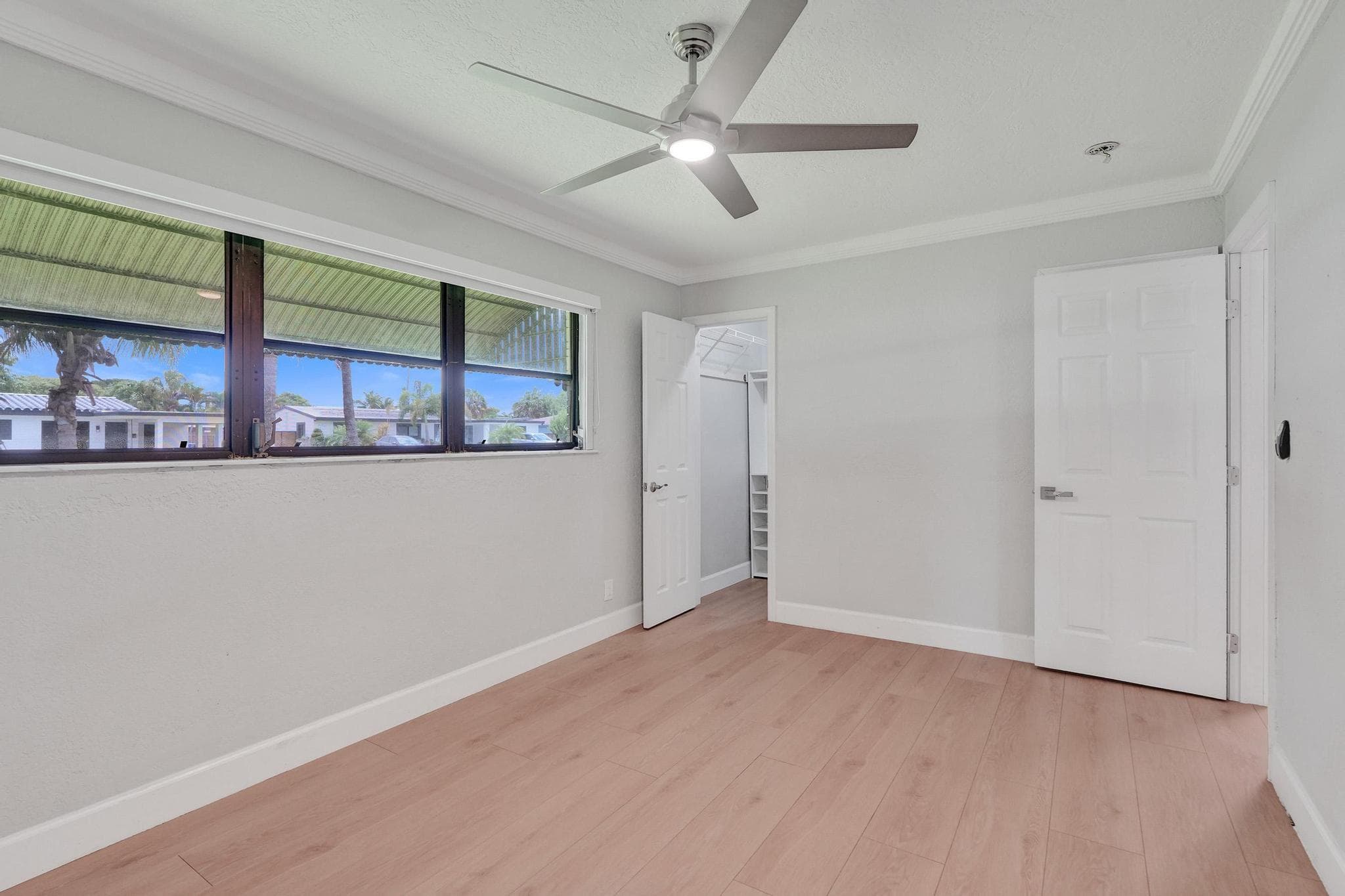 1054 Wyoming Avenue, Fort Lauderdale, FL 33312 27