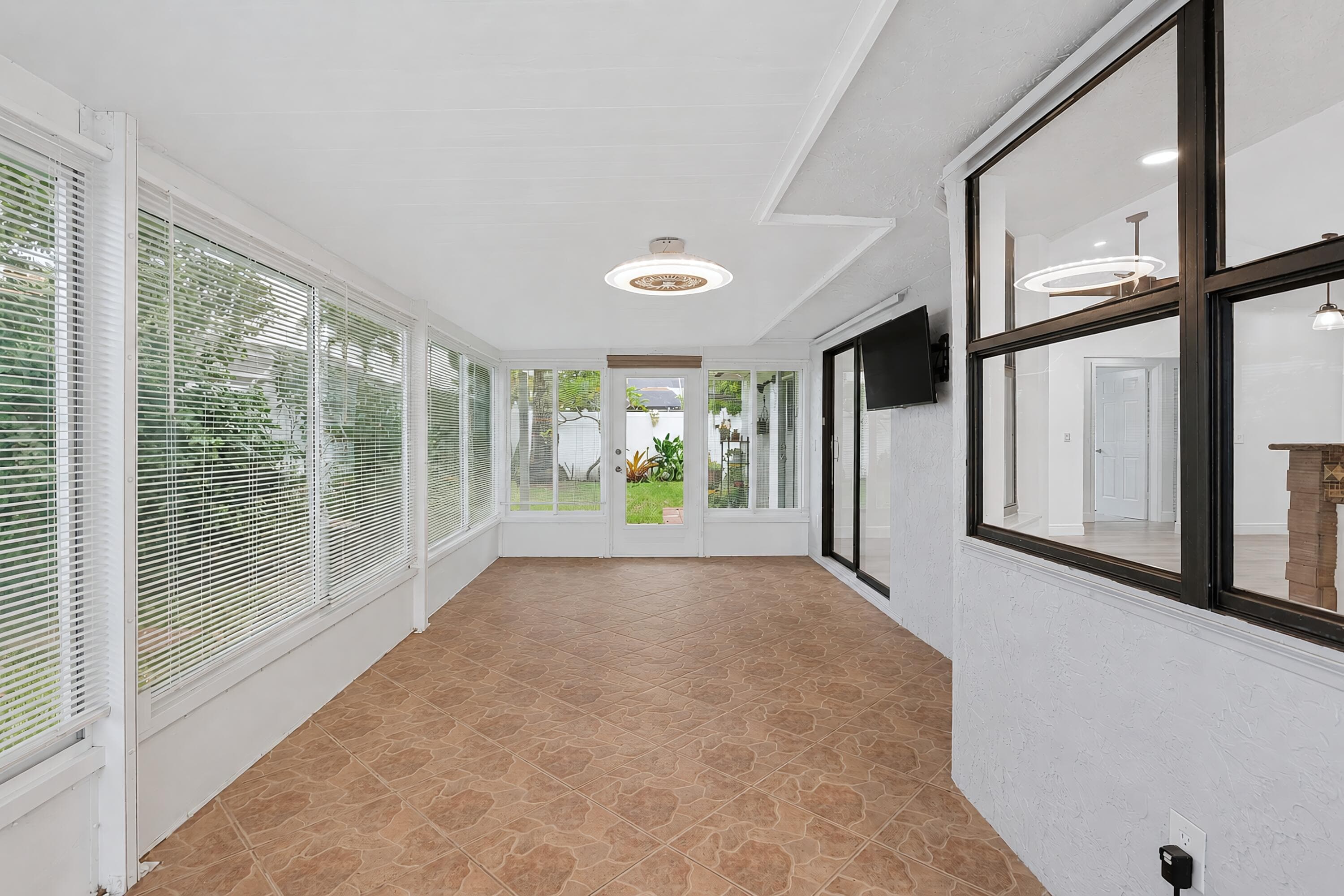 117 Sherwood Drive, Royal Palm Beach, FL 33411 9