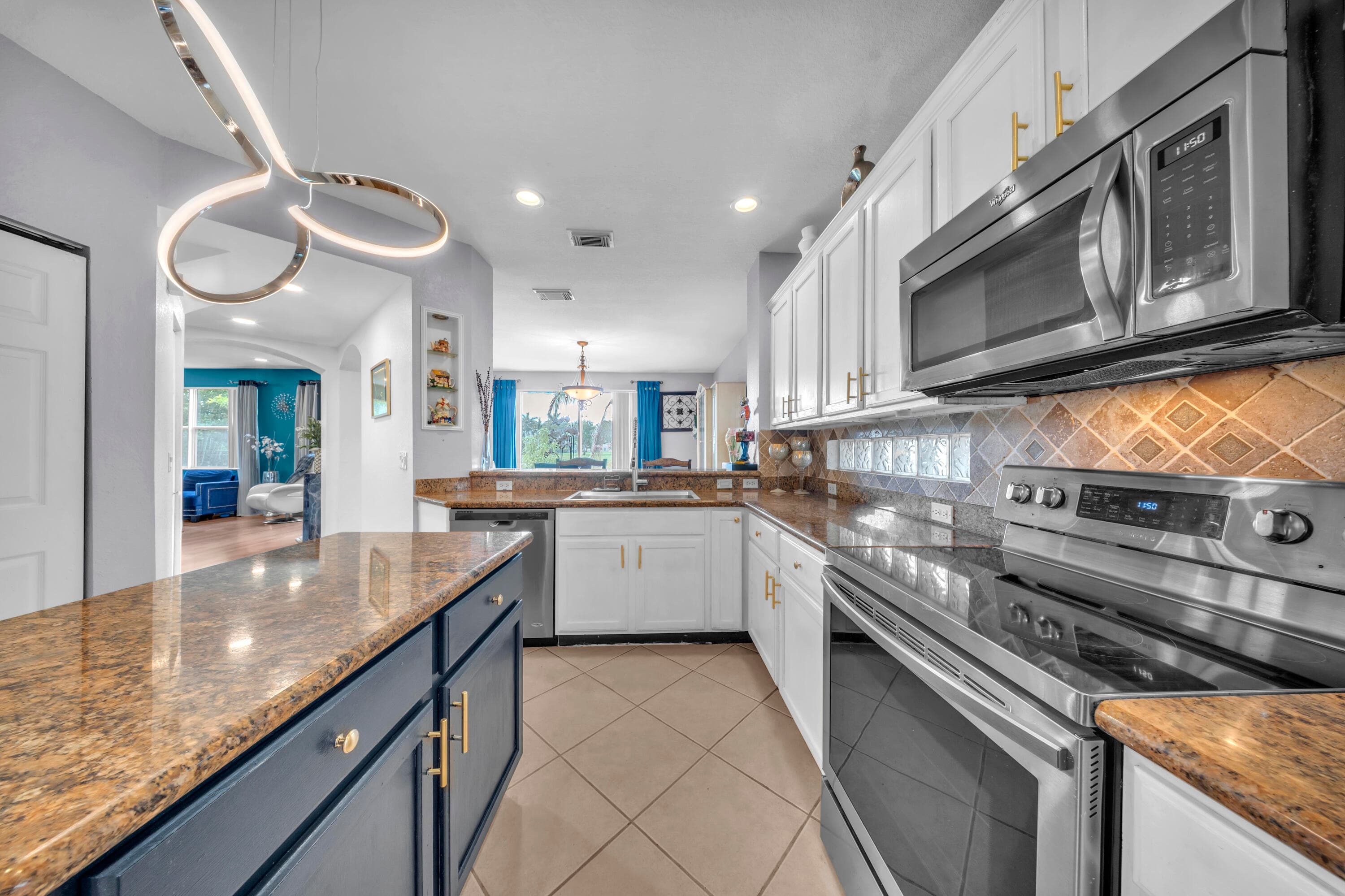 726 Gazetta Way, West Palm Beach, FL 33413 18