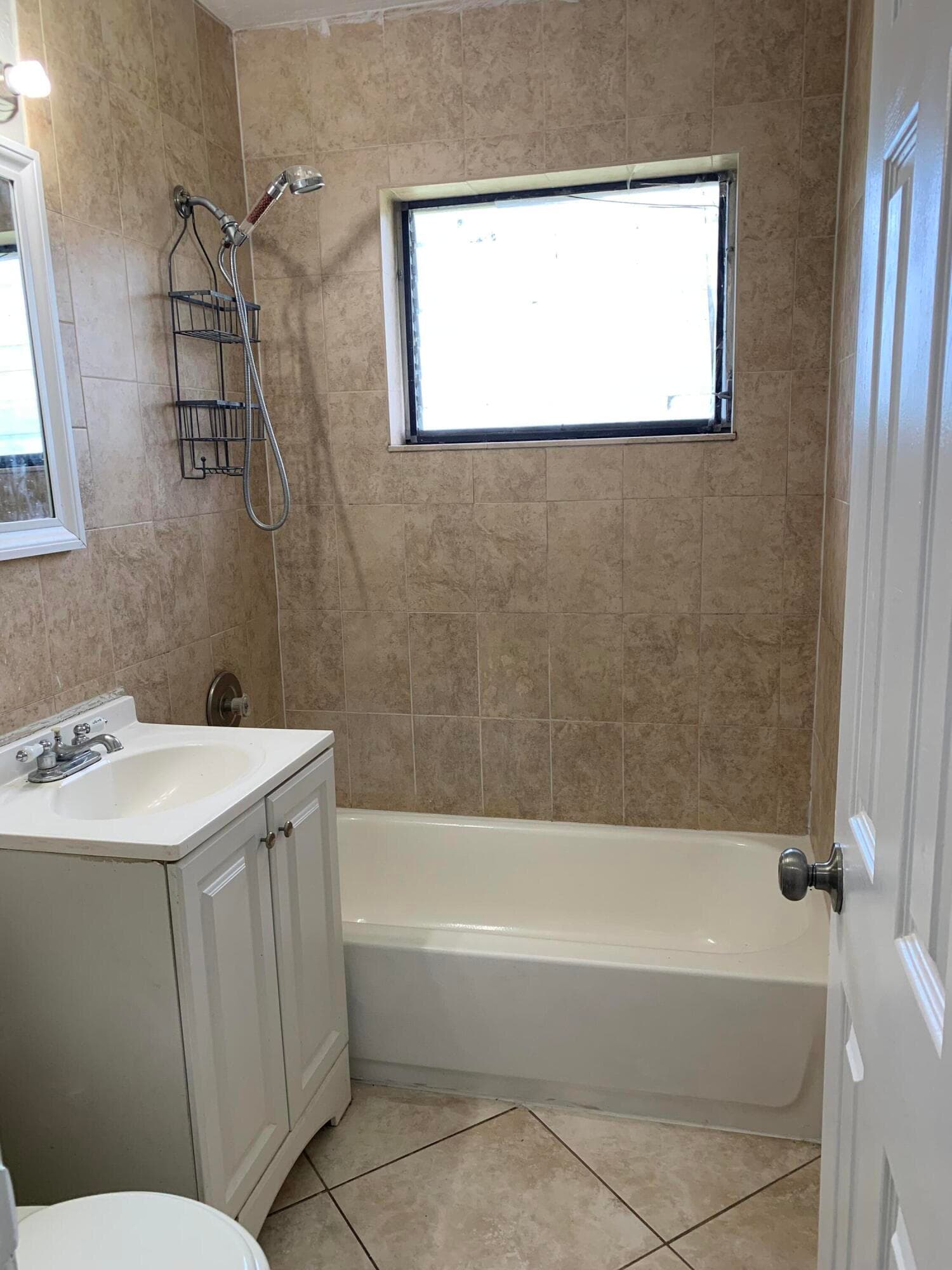 240 NW 38th Avenue, Lauderhill, FL 33311 19
