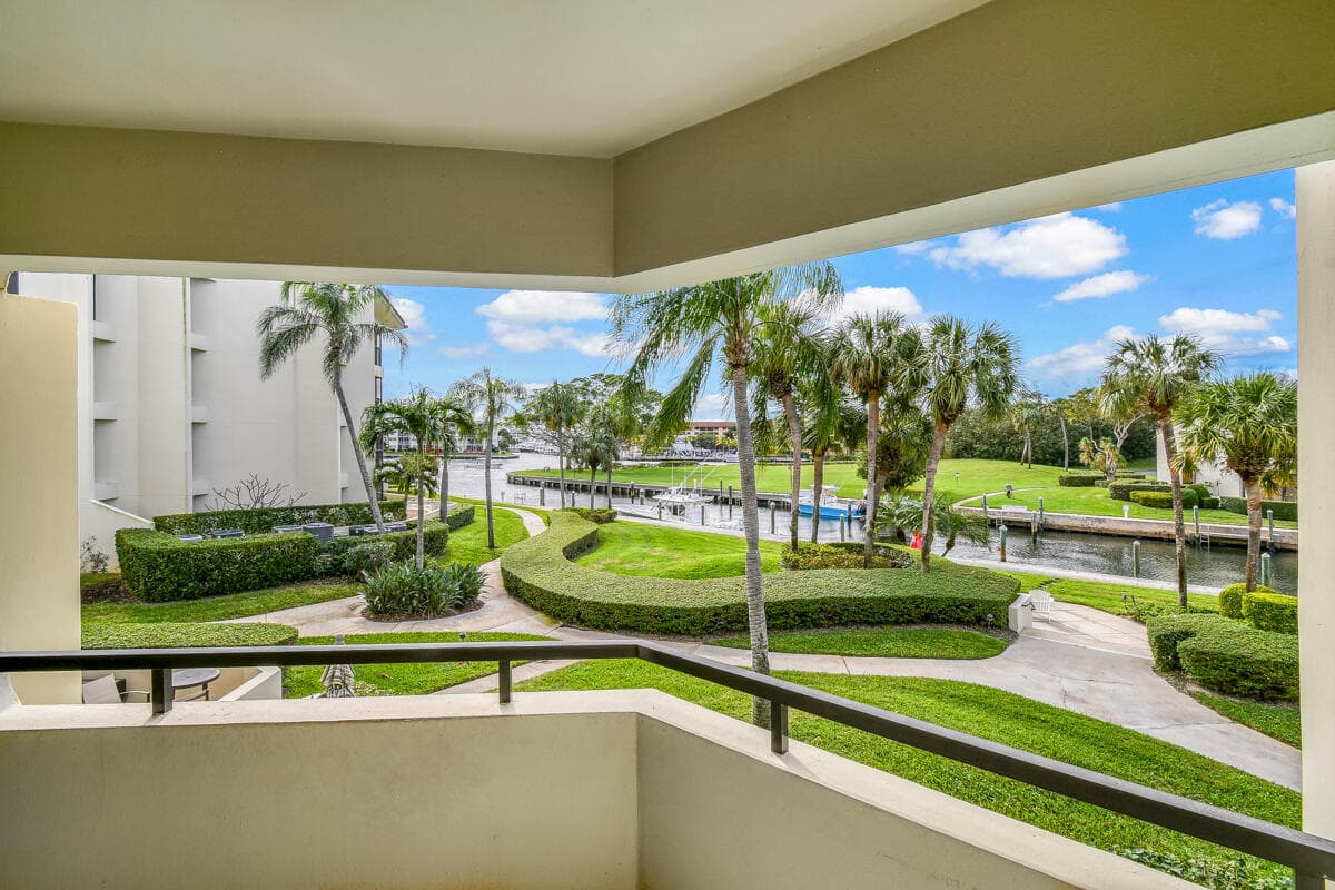 1117 Marine Way E K2l, North Palm Beach, FL 33408 52