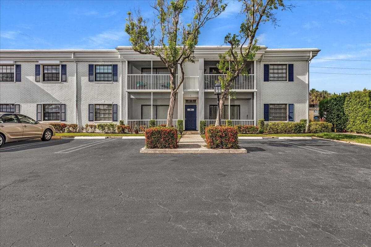 180 Cypress Club Drive 816, Pompano Beach, FL 33060 2