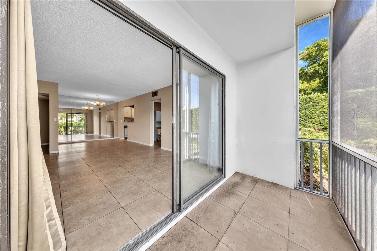 180 Cypress Club Drive 816, Pompano Beach, FL 33060 35