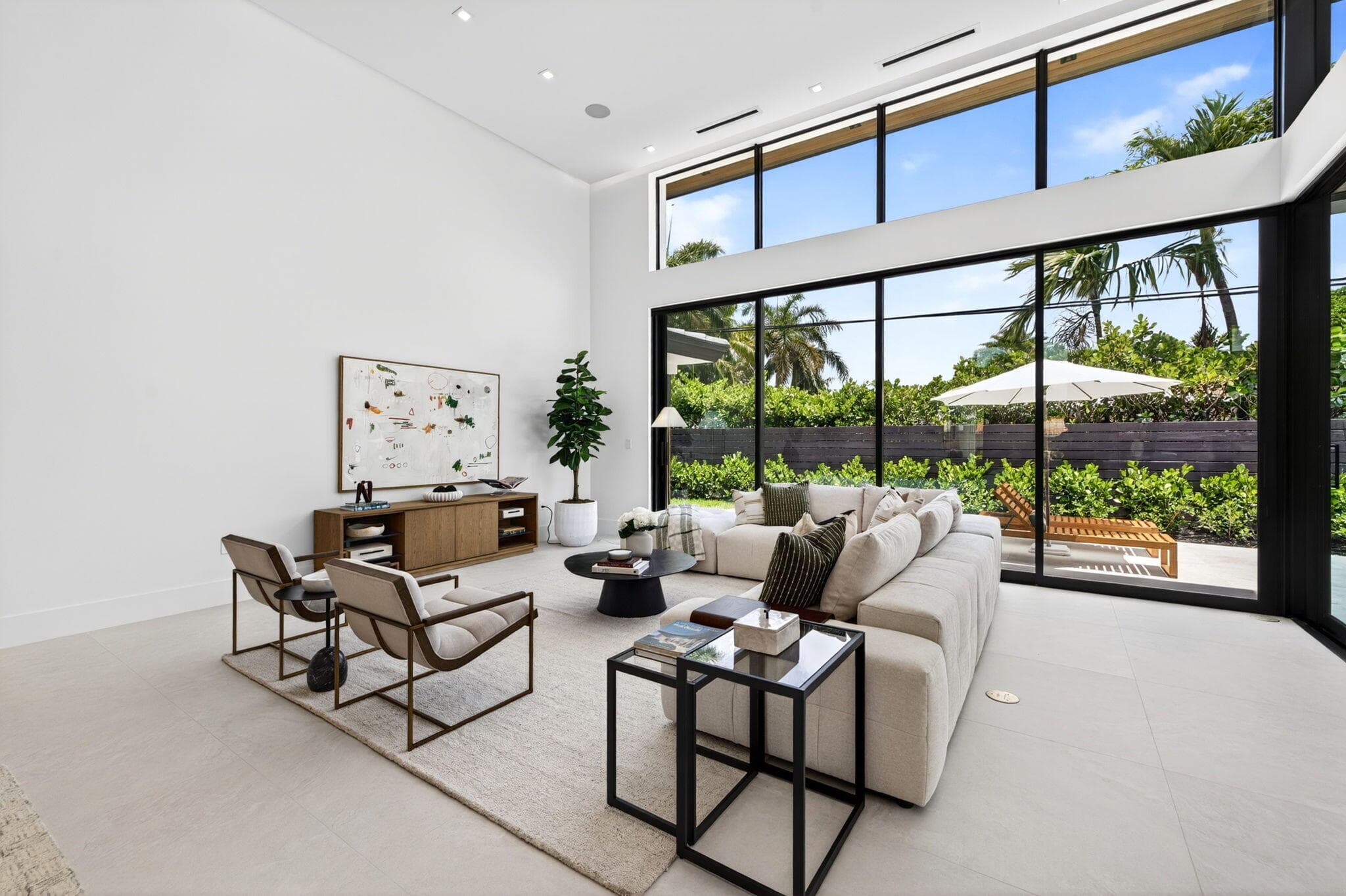 2717 NE 33rd Street, Fort Lauderdale, FL 33306 34