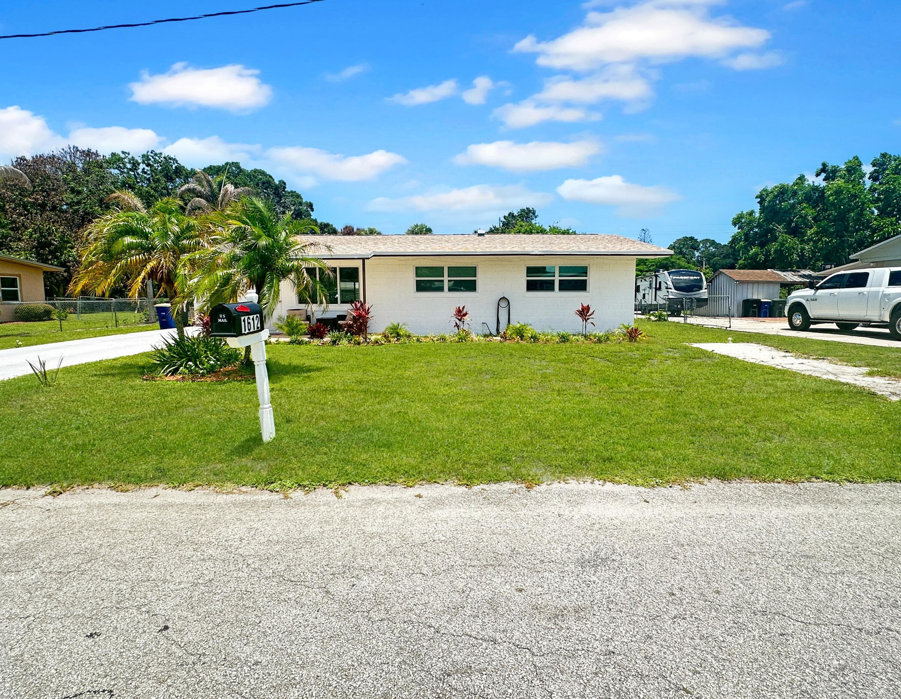 1612 S 28th Street, Fort Pierce, FL 34947 4