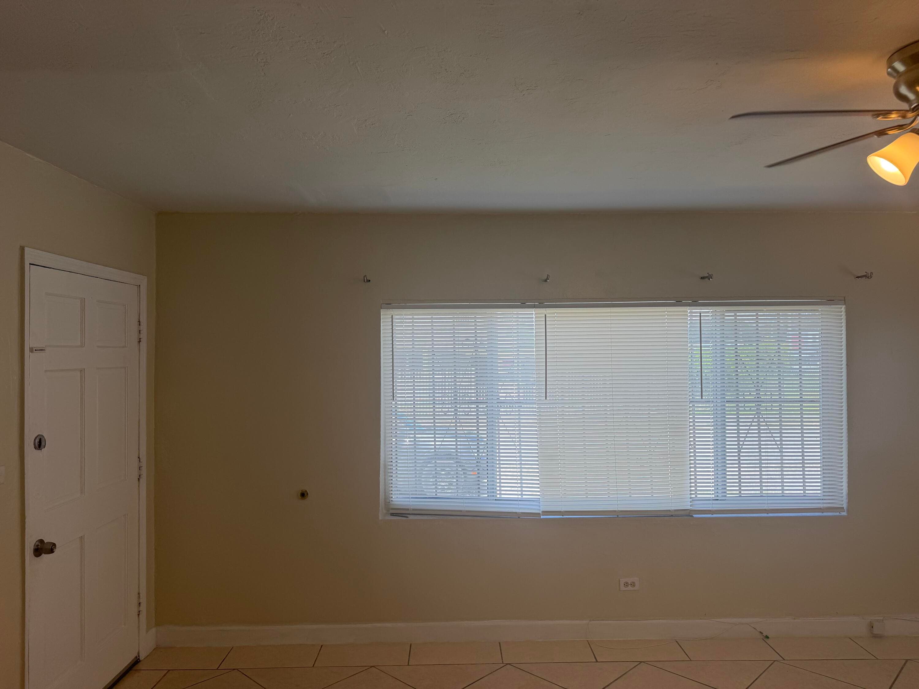 7803 NW 8th Avenue, Miami, FL 33150 7