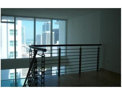 41 SE 5th Street 1615, Miami, FL 33131 5