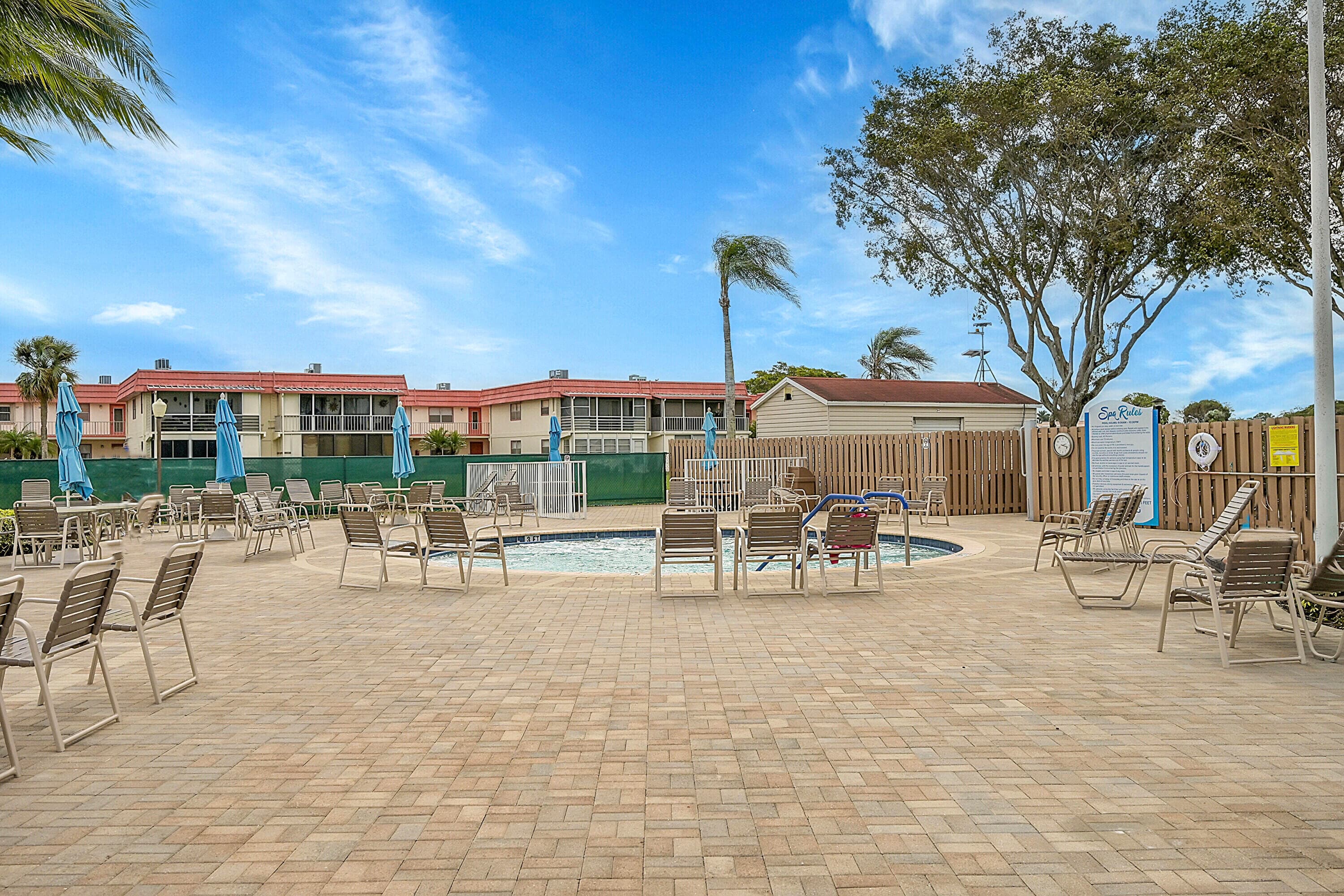 383 Saxony Lane H, Delray Beach, FL 33446 23