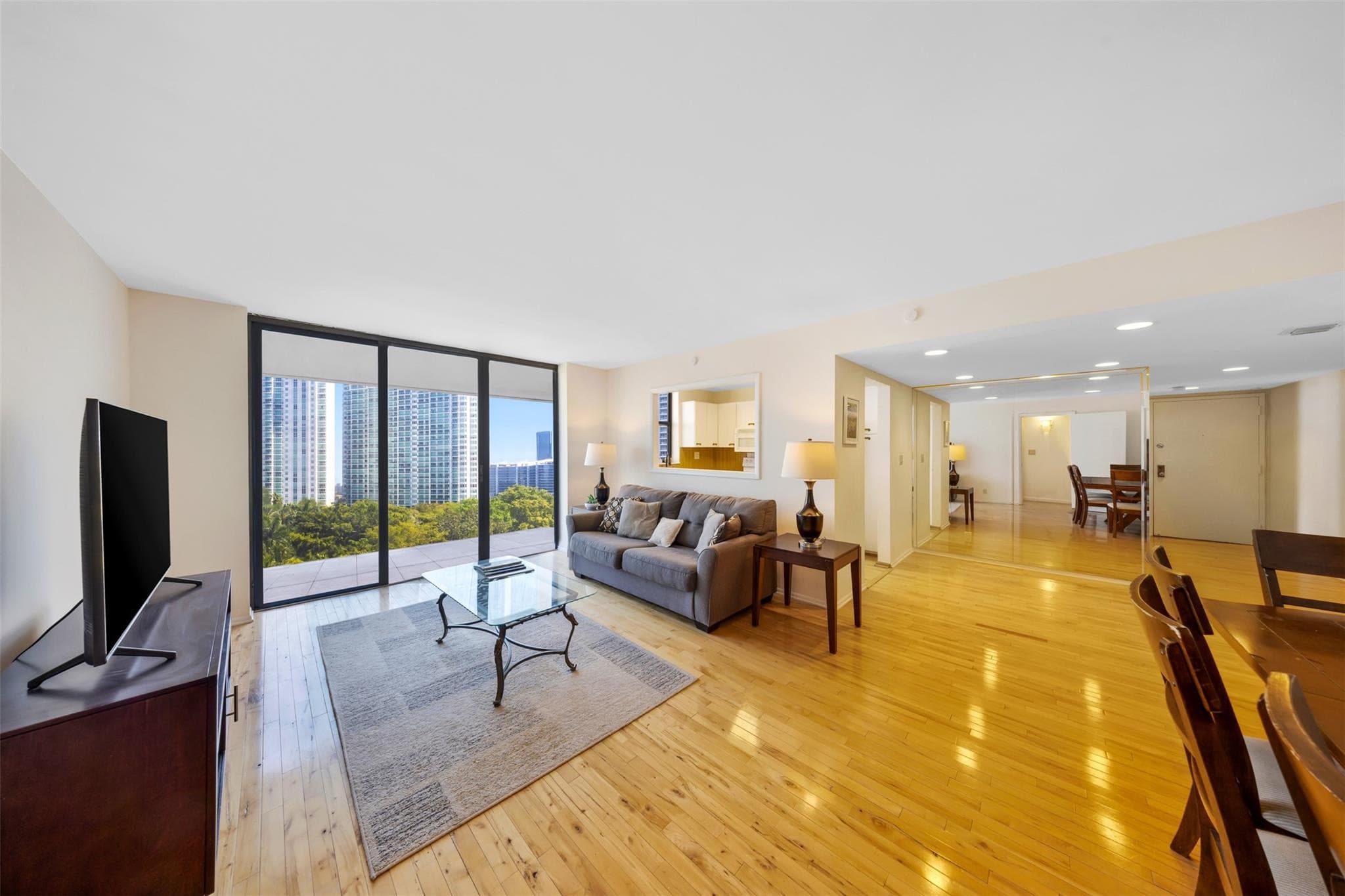 18181 NE 31st Court 804, Aventura, FL 33160