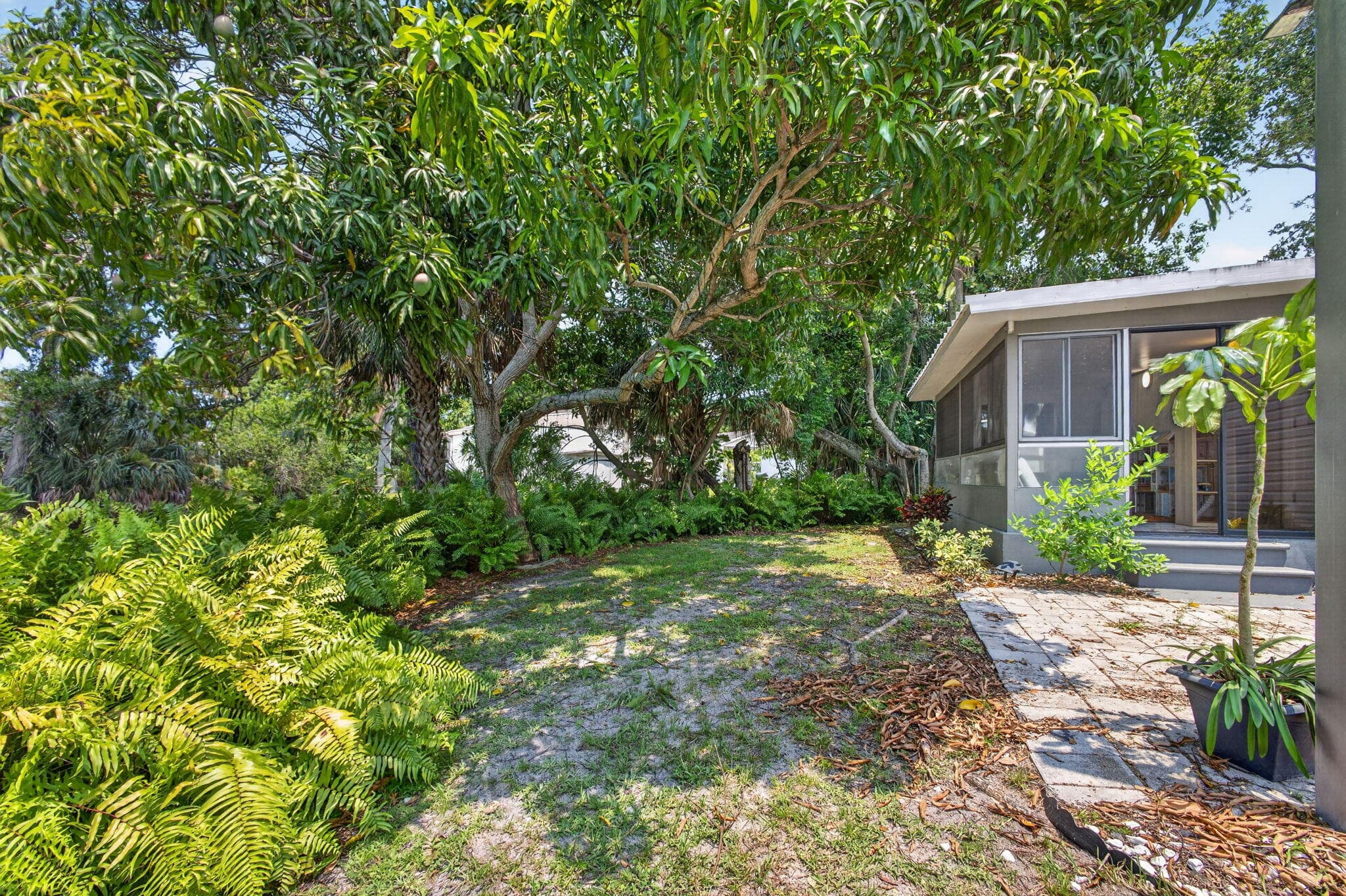 170 Maple Avenue W, Palm Beach Gardens, FL 33410 44