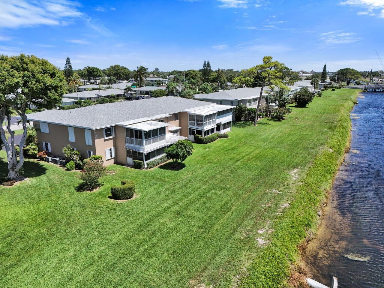 1050 Citrus Way 203, Delray Beach, FL 33445 35