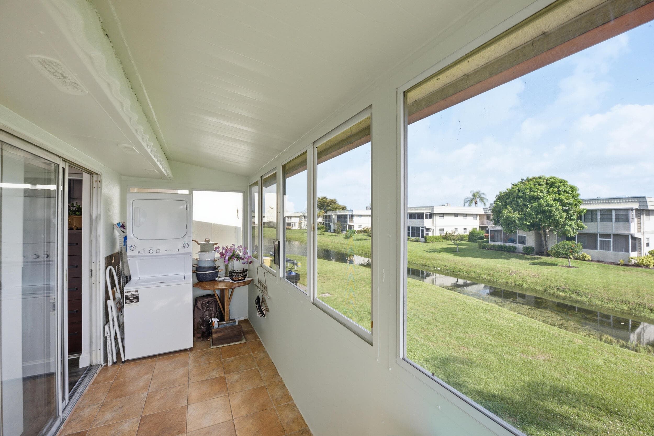 47 Saxony A, Delray Beach, FL 33446 19