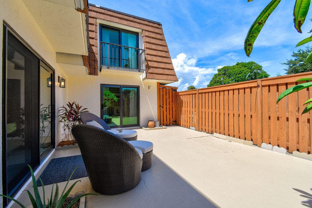 3900 SE County Line Road 22a, Jupiter, FL 33469 4