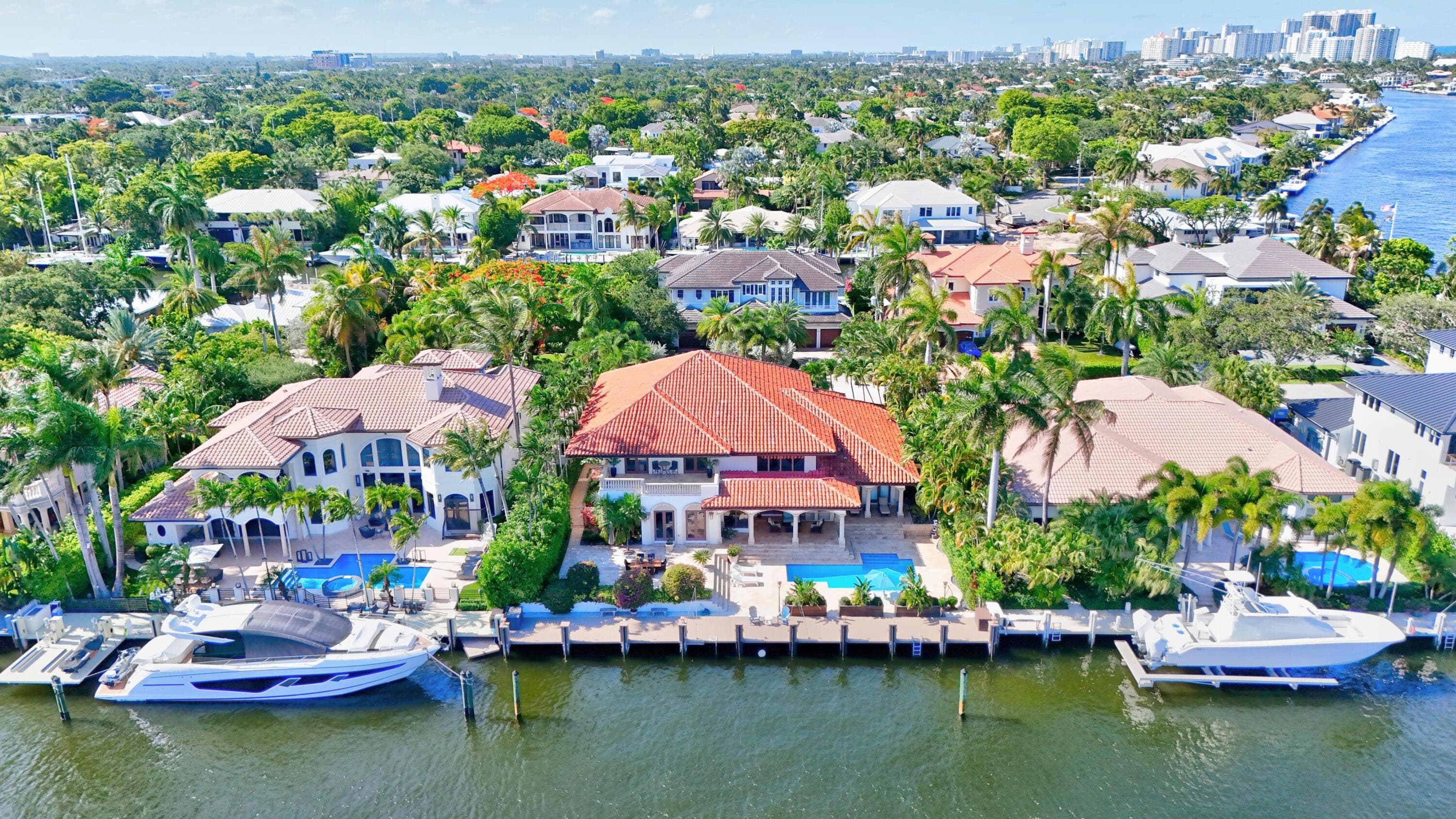 2740 NE 17th Street, Fort Lauderdale, FL 33305 90