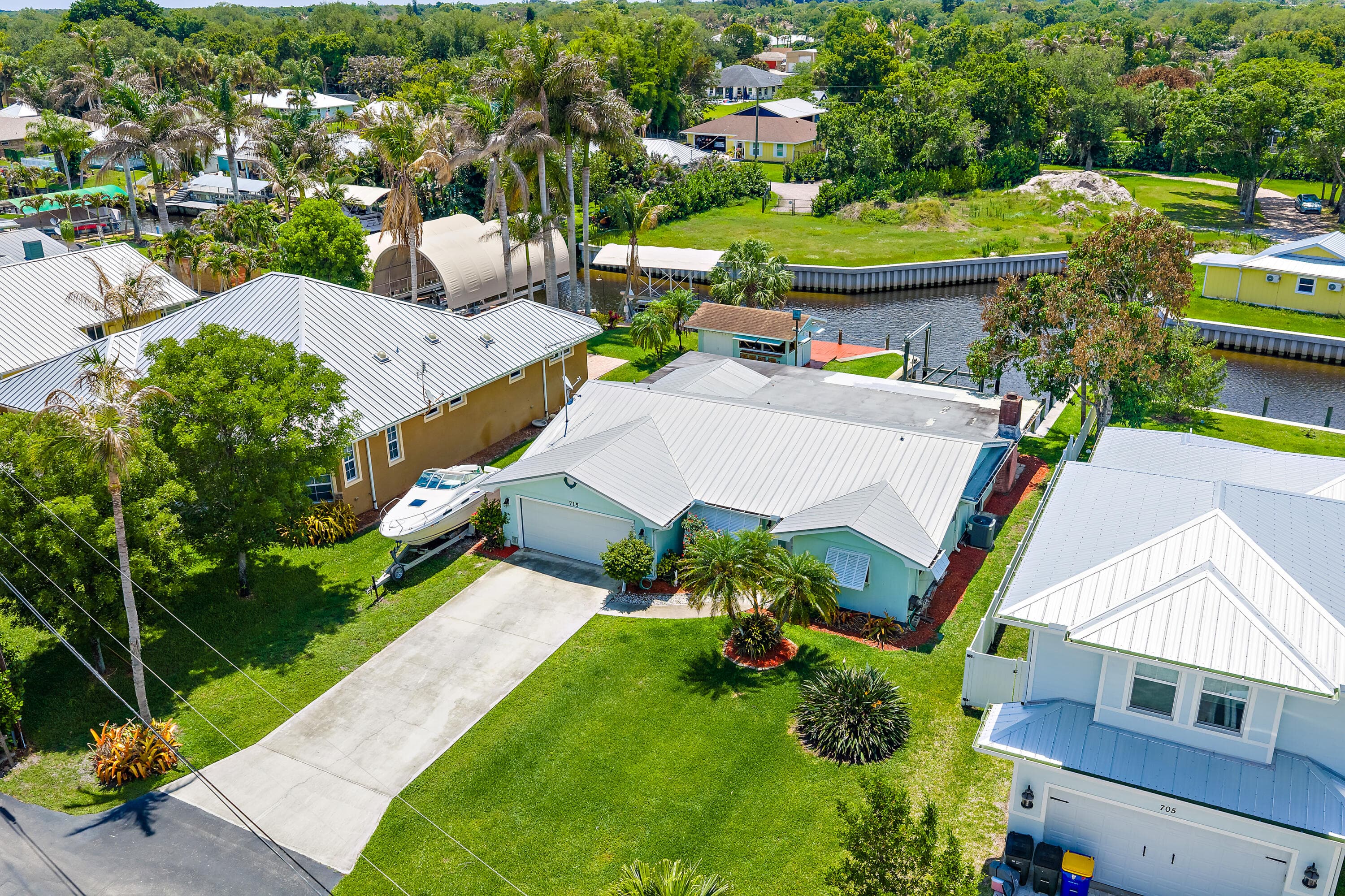 715 SW Rustic Circle, Stuart, FL 34997 4