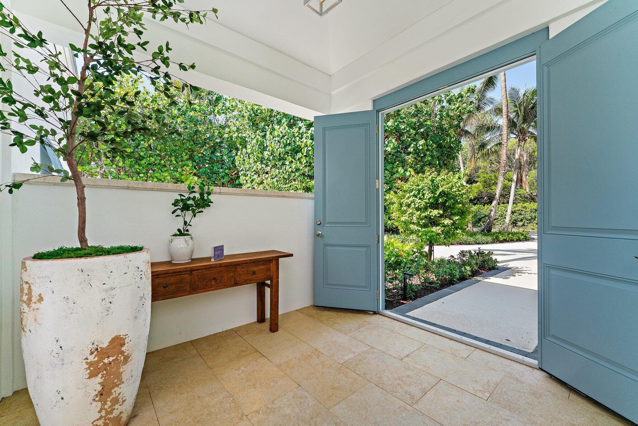 43 N Beach Road, Hobe Sound, FL 33455 42