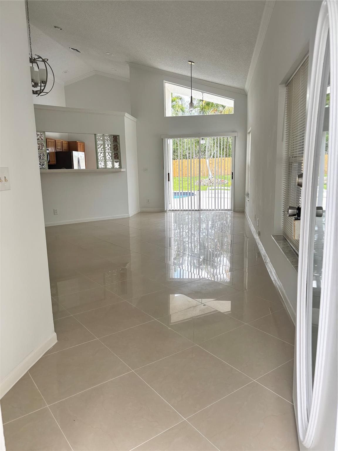 2990 NW 68th Avenue, Margate, FL 33063 7