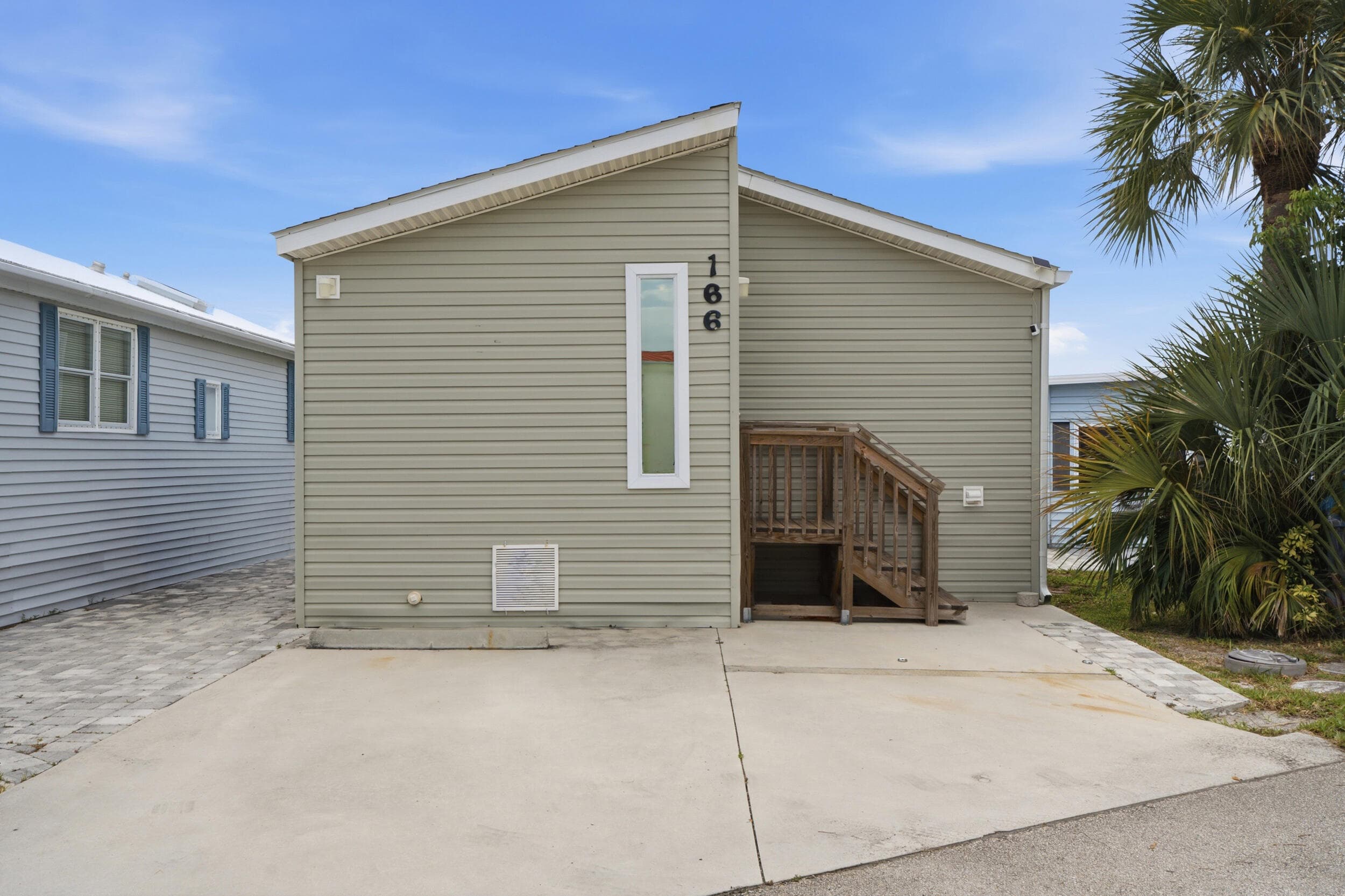 166 Nettles Boulevard, Jensen Beach, FL 34957 2