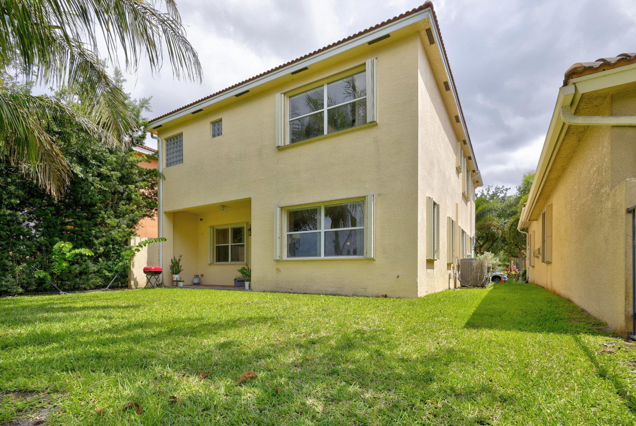 241 Gazetta Way, West Palm Beach, FL 33413 49