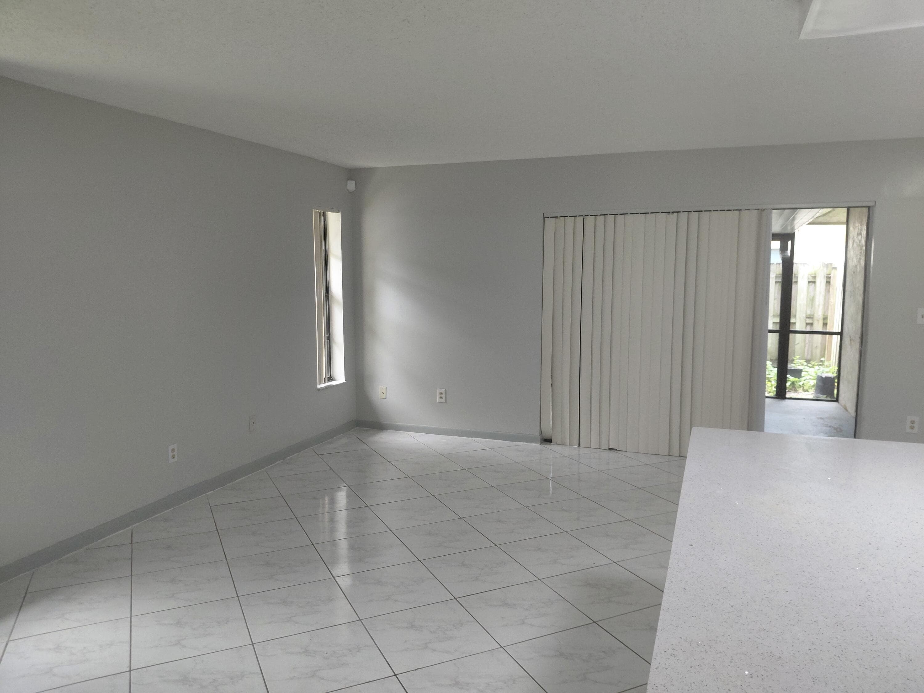 1322 Pines Lane, West Palm Beach, FL 33415 4