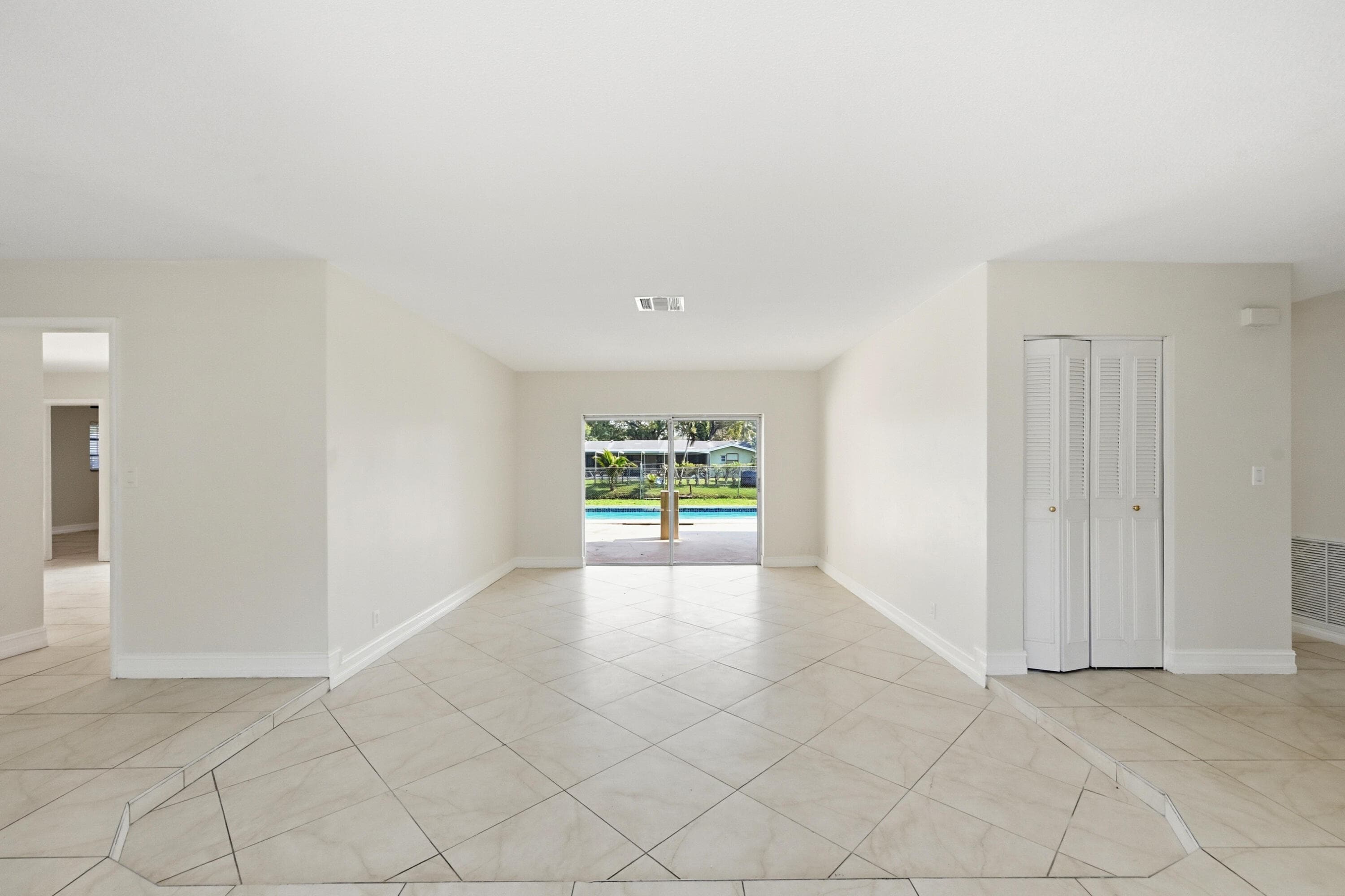 1430 NW 73rd Avenue NW, Plantation, FL 33313 4