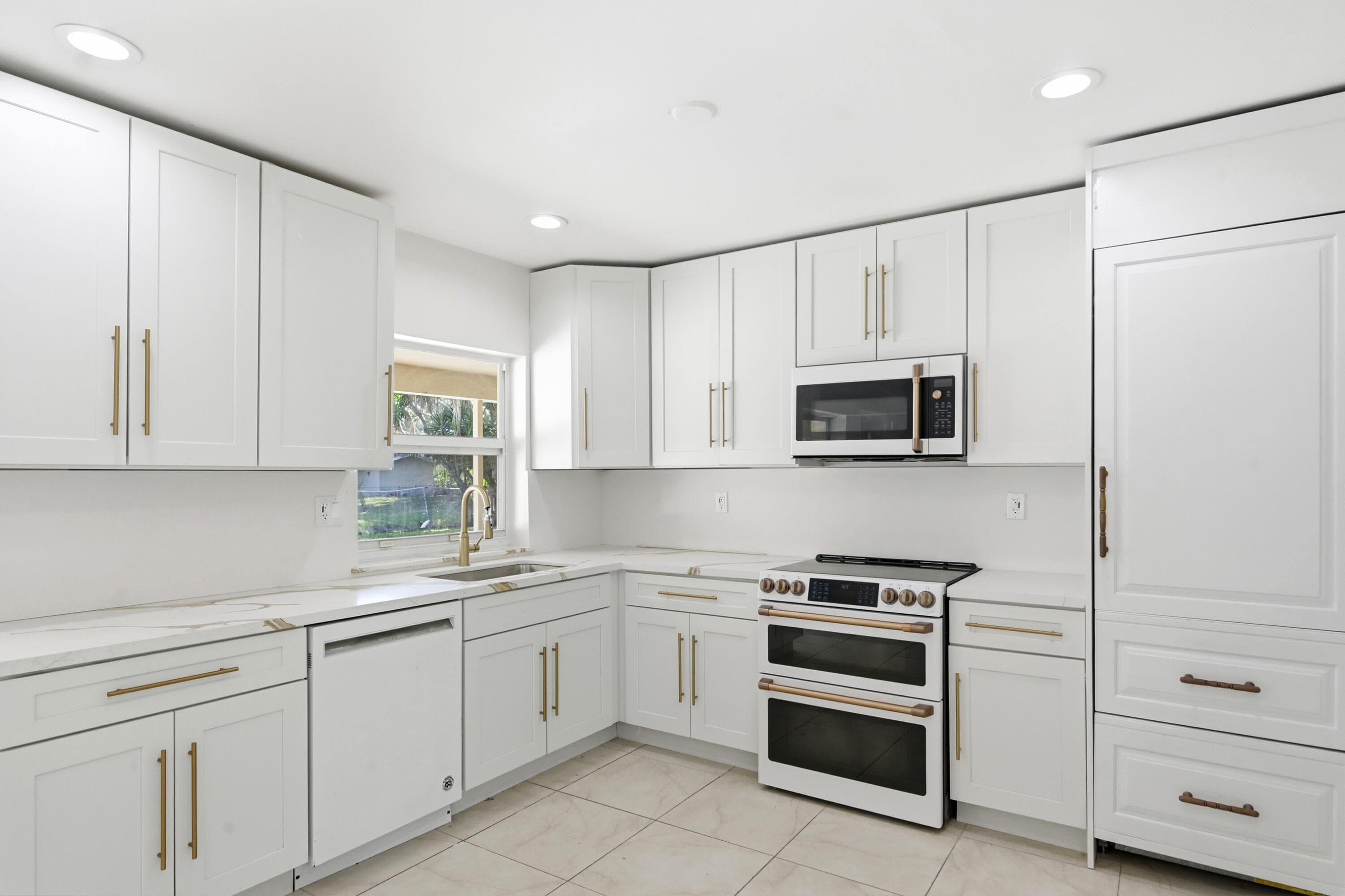 1430 NW 73rd Avenue NW, Plantation, FL 33313 12