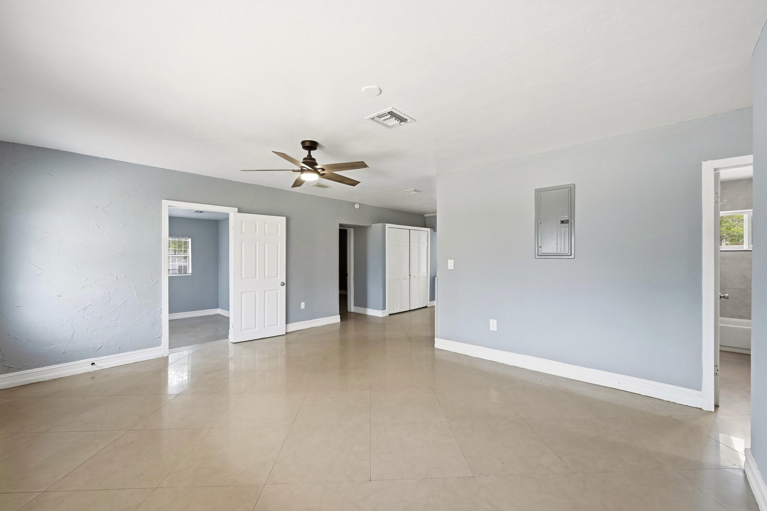 740 E Evanston Circle E, Fort Lauderdale, FL 33312 14