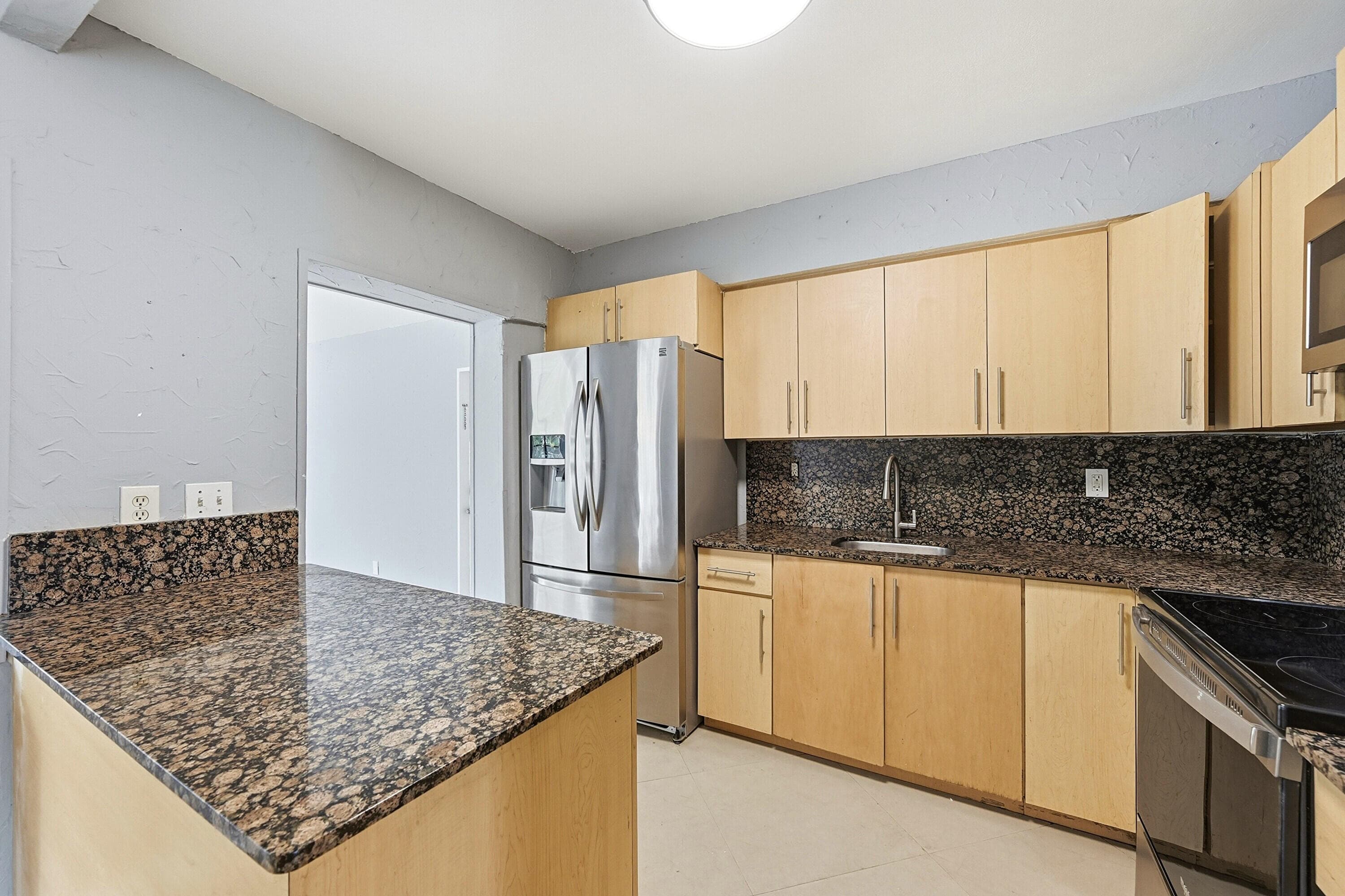 740 E Evanston Circle E, Fort Lauderdale, FL 33312 18