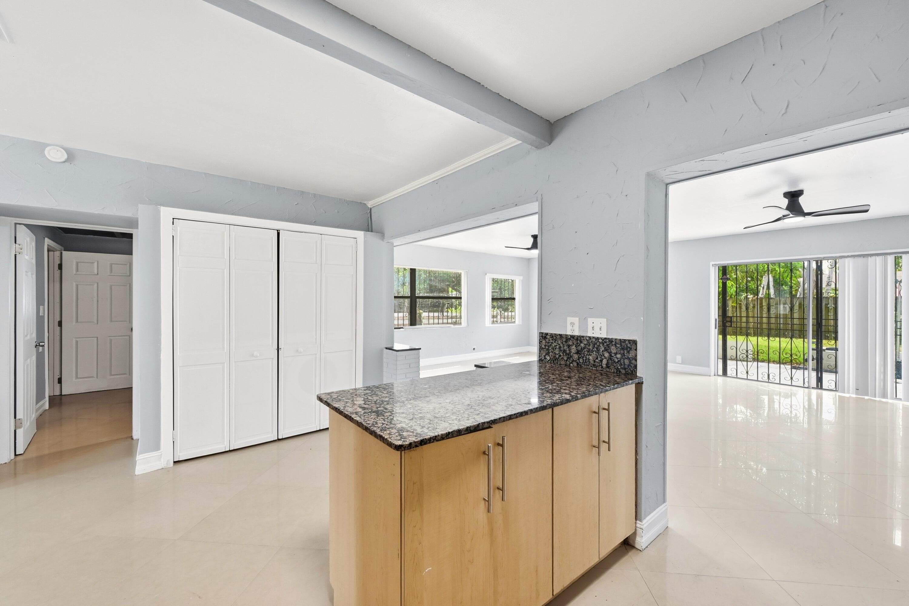 740 E Evanston Circle E, Fort Lauderdale, FL 33312 19