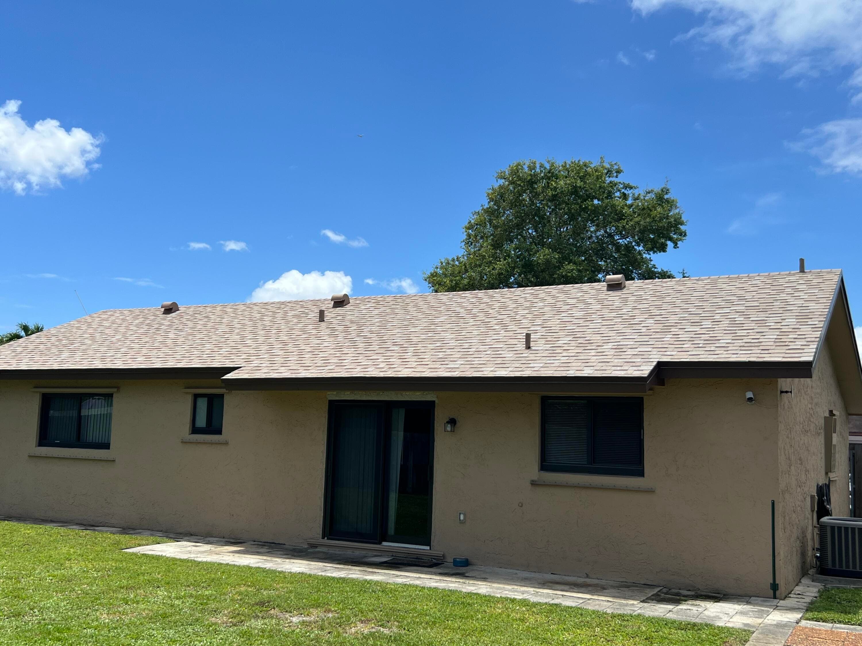 8511 NW 8th Street, Pembroke Pines, FL 33024 32
