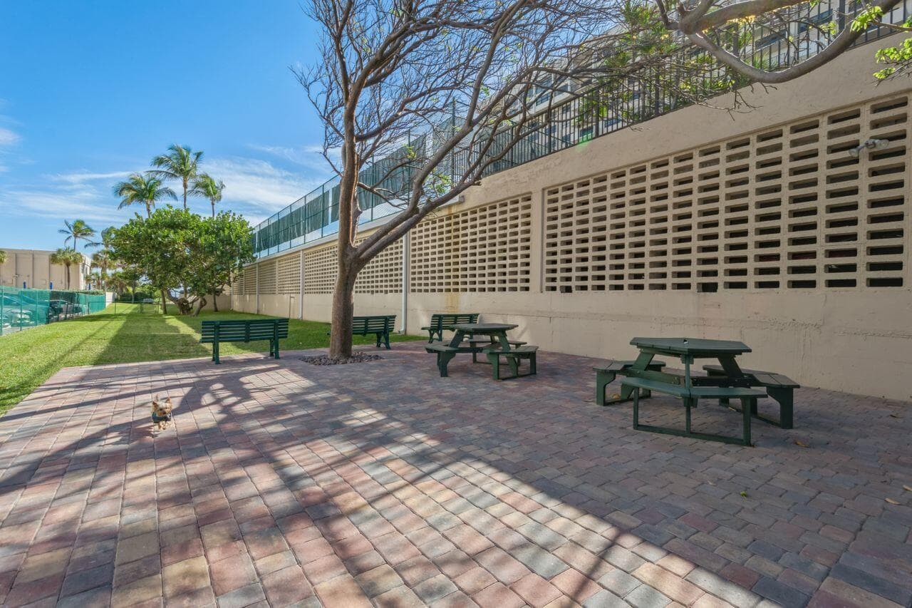 5000 N Ocean Boulevard 504, Lauderdale-By-The-Sea, FL 33308 33
