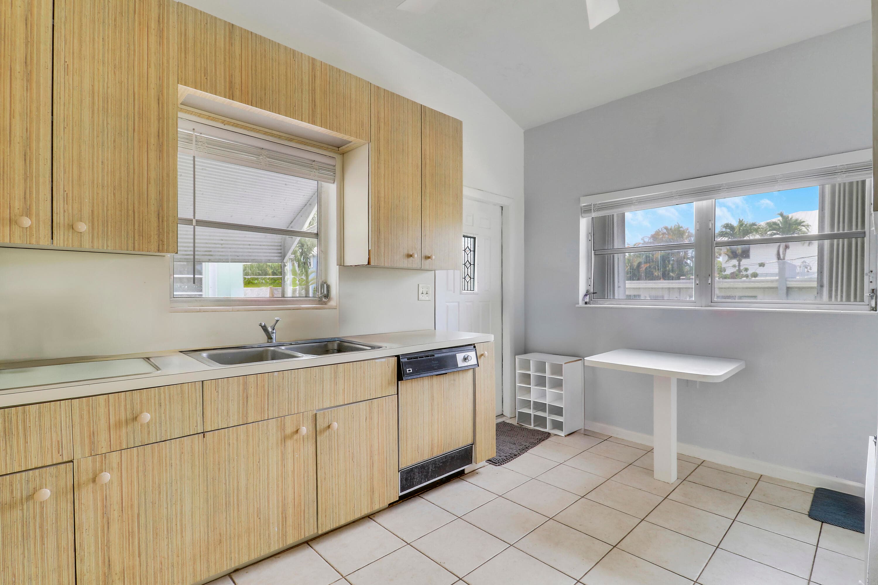 24 Douglas Drive, Ocean Ridge, FL 33435 10